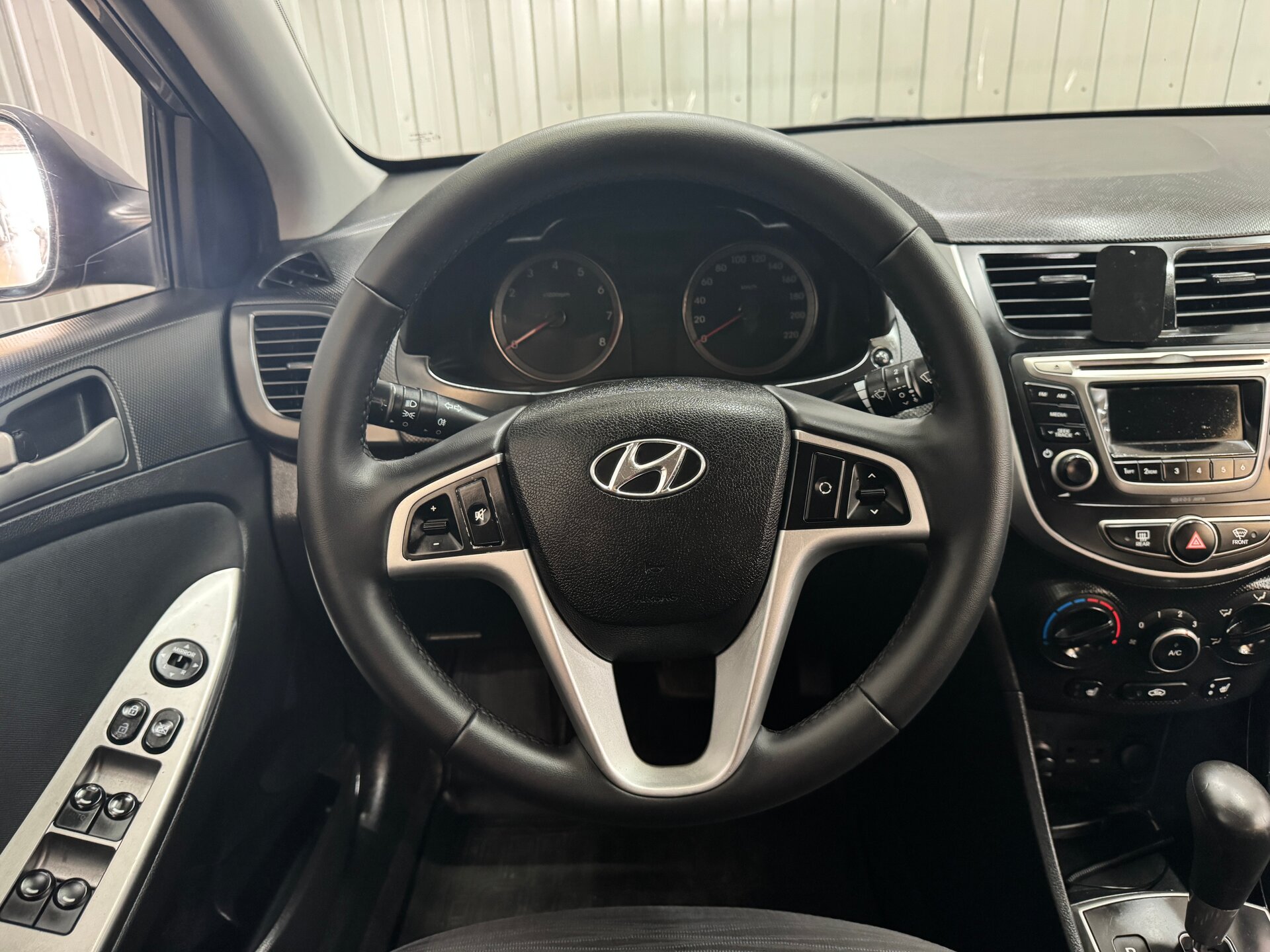 Hyundai Solaris, I Рестайлинг 2015 Hyundai Solaris, I Рестайлинг 2015