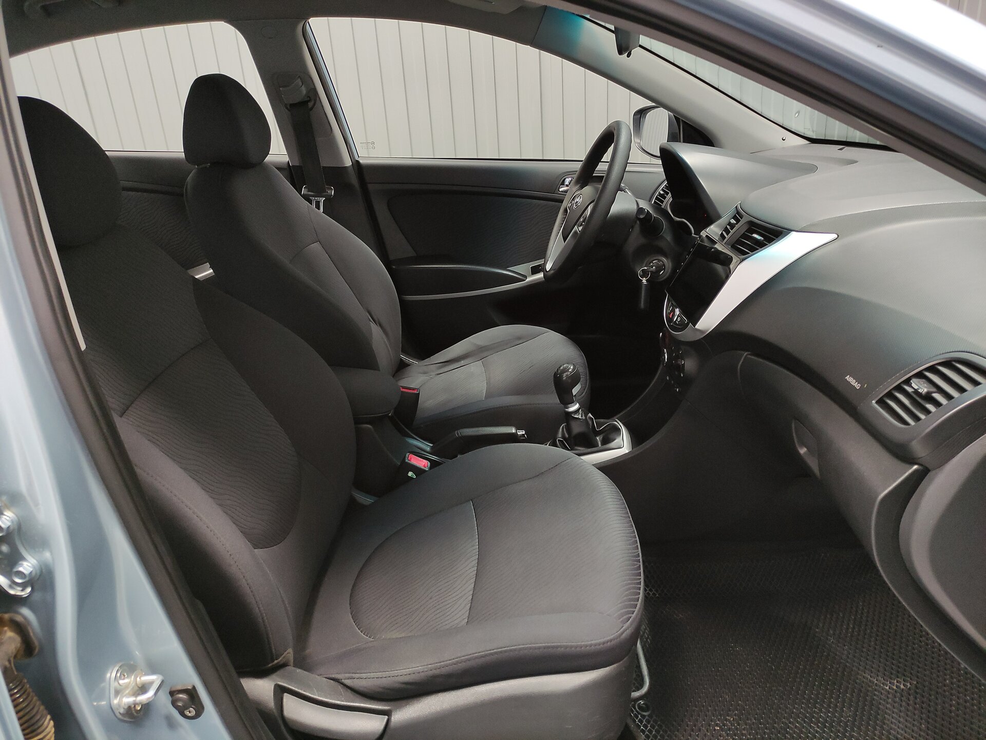 Hyundai Solaris, I 2011