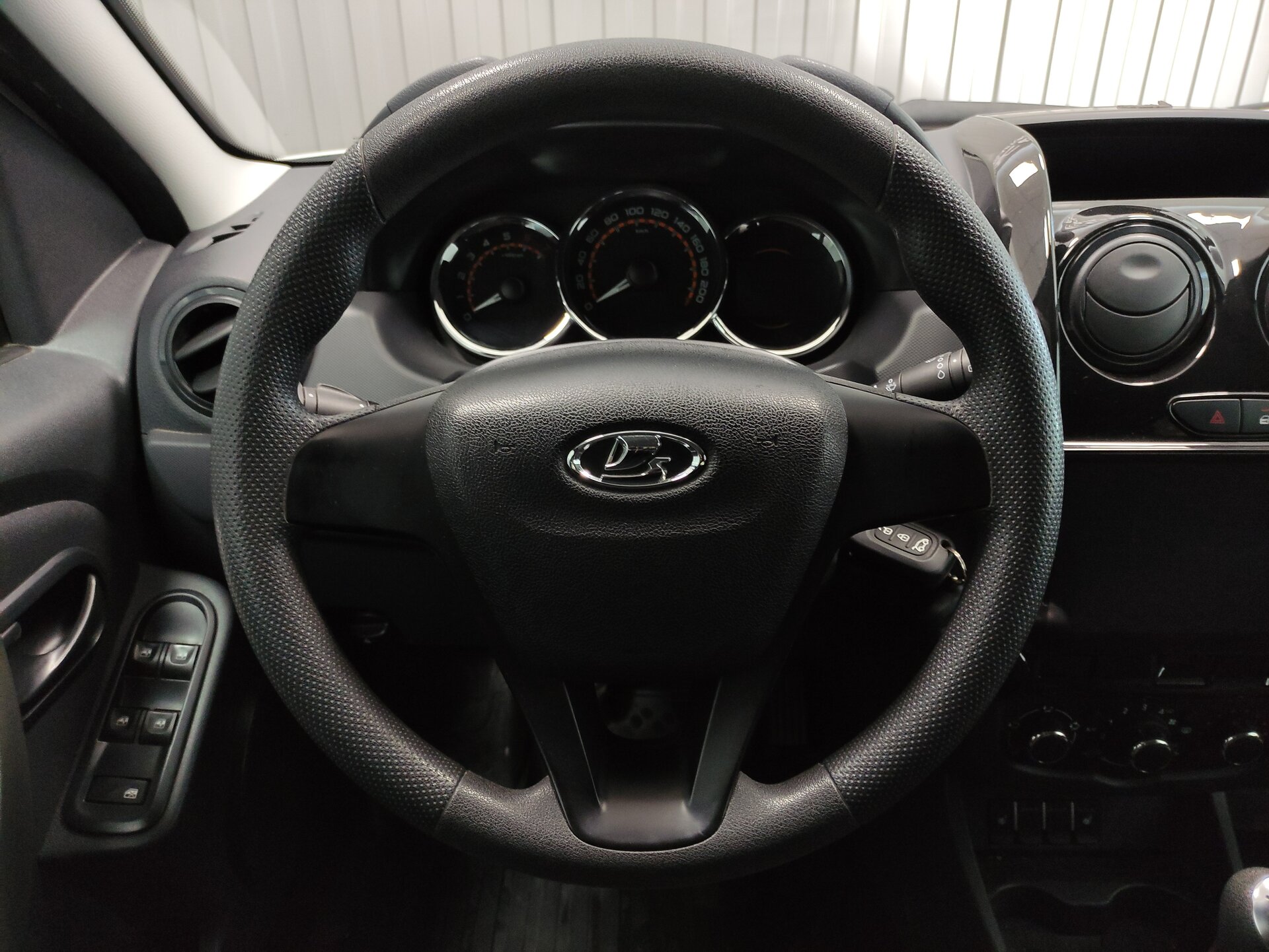 Lada (ВАЗ) Largus, I Рестайлинг 2025 Lada (ВАЗ) Largus, I Рестайлинг 2025
