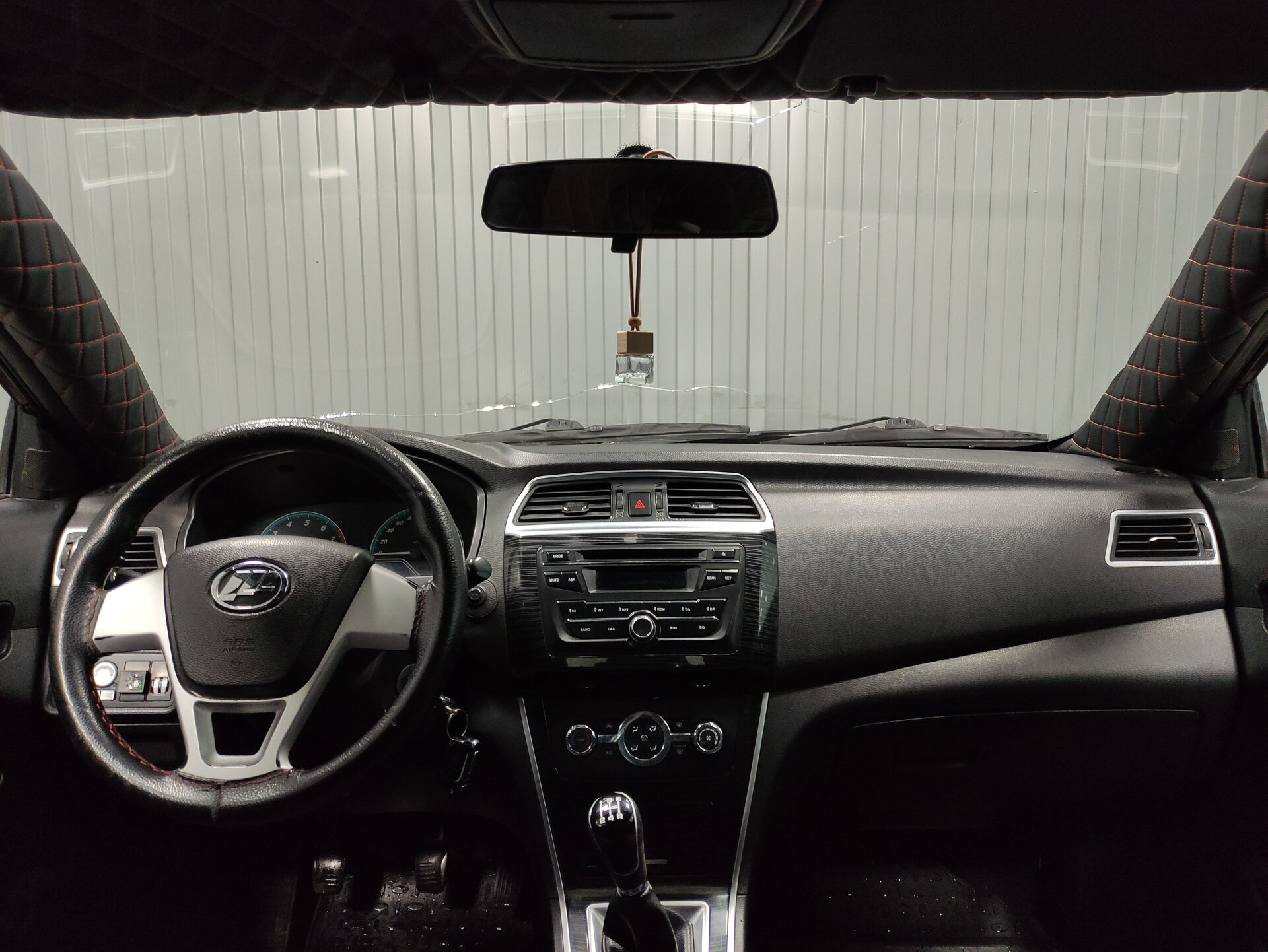 Lifan Solano, II 2017