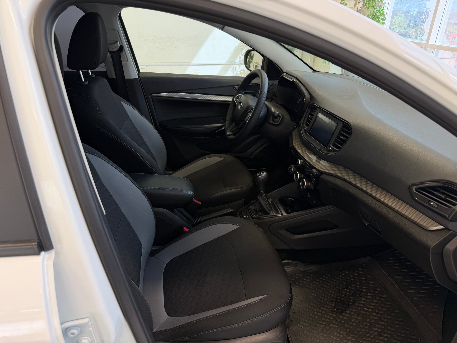 Lada (ВАЗ) Vesta, I Рестайлинг (NG) 2023