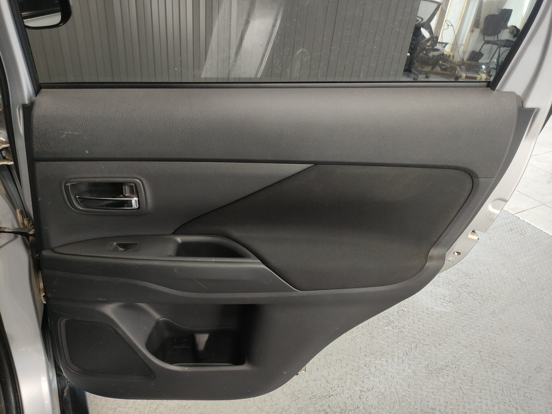 Mitsubishi Outlander, III 2013