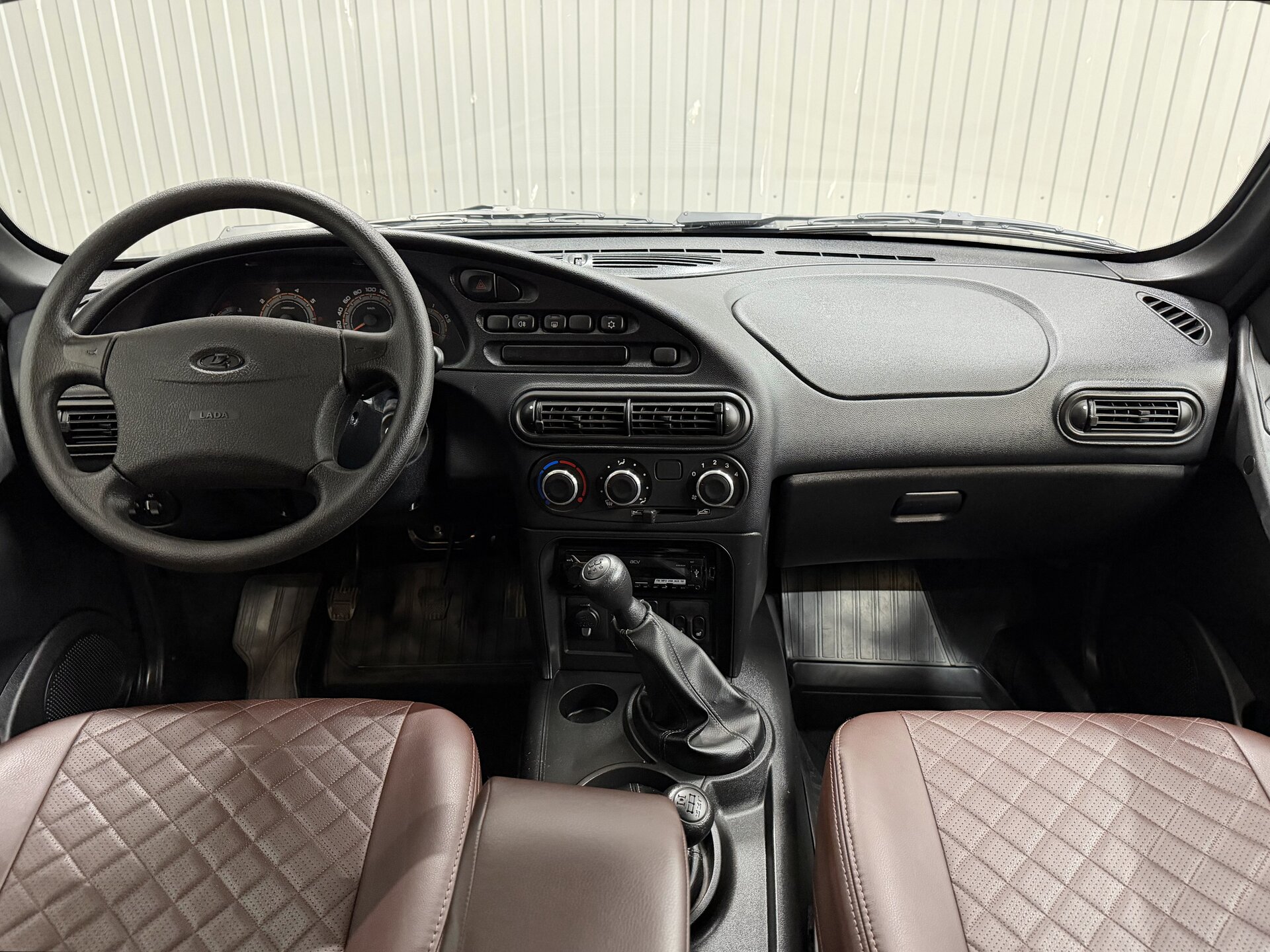 Lada (ВАЗ) Niva Travel, I 2023