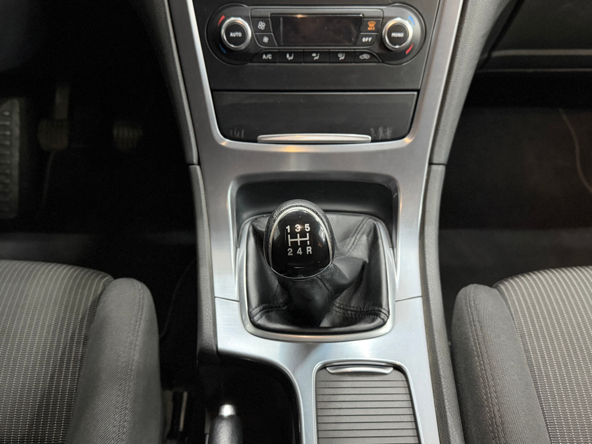 Ford Mondeo, IV Рестайлинг 2014