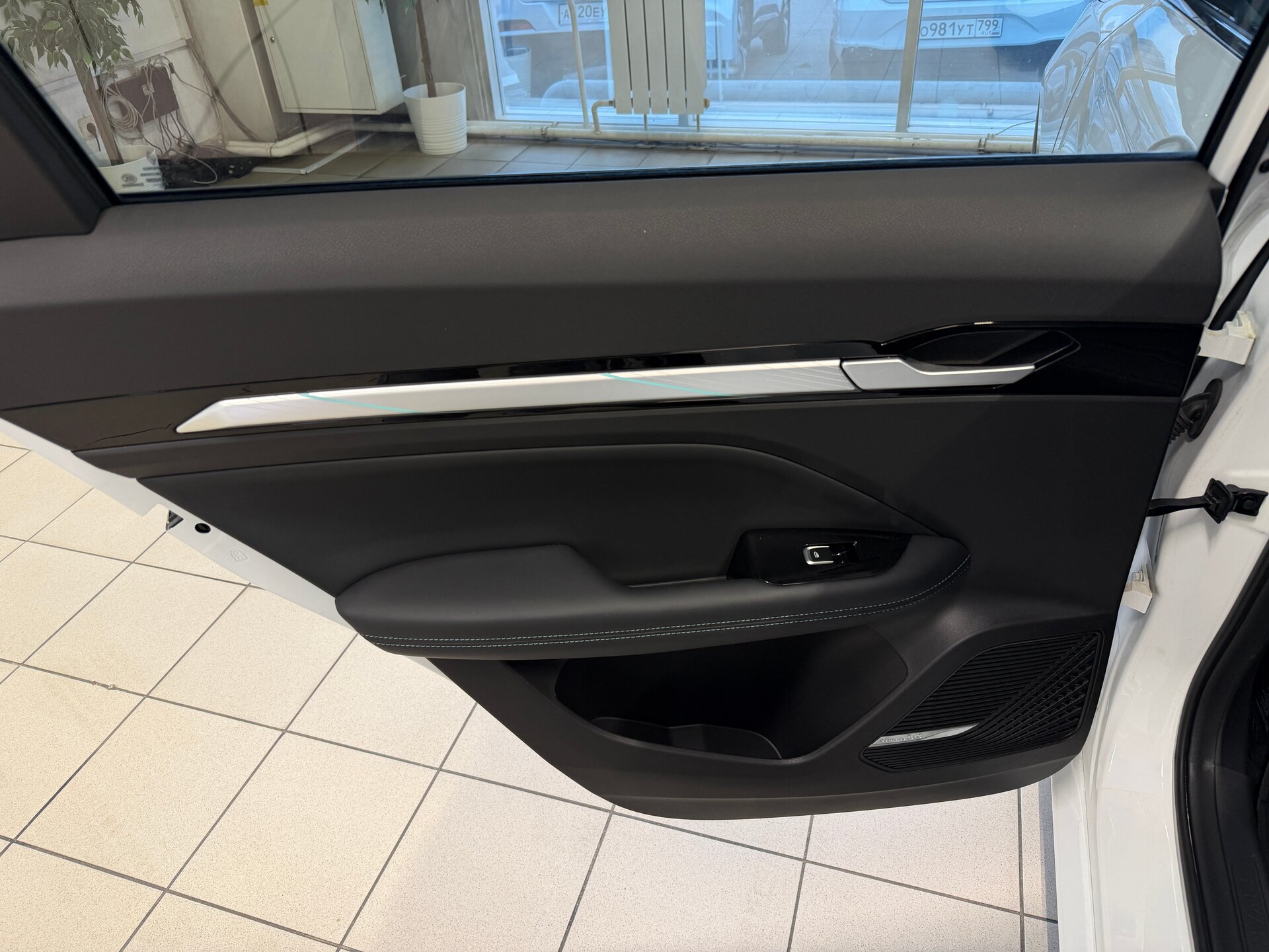 Livan S6 Pro, I 2024 Livan S6 Pro, I 2024
