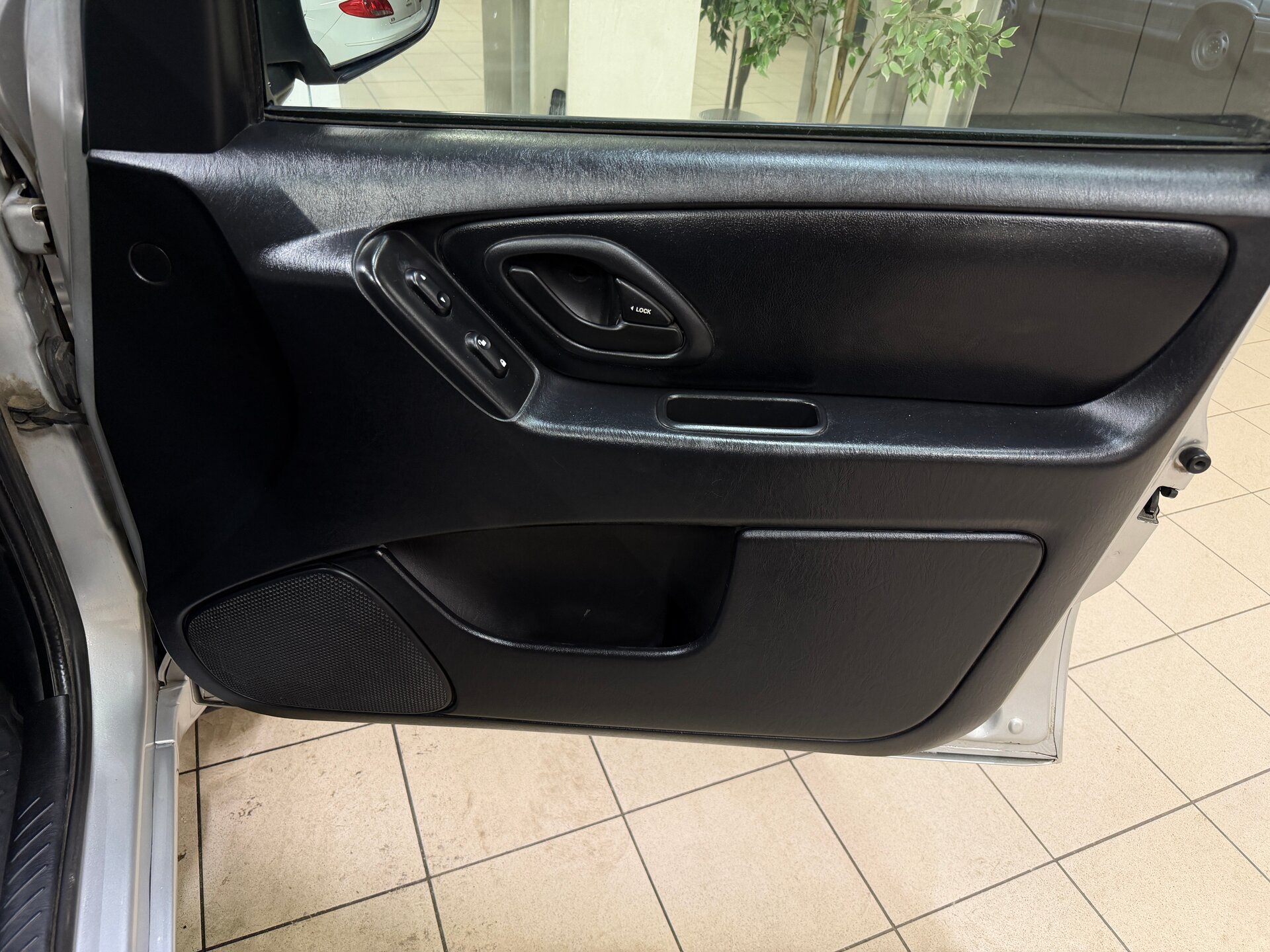 Ford Maverick, III 2005