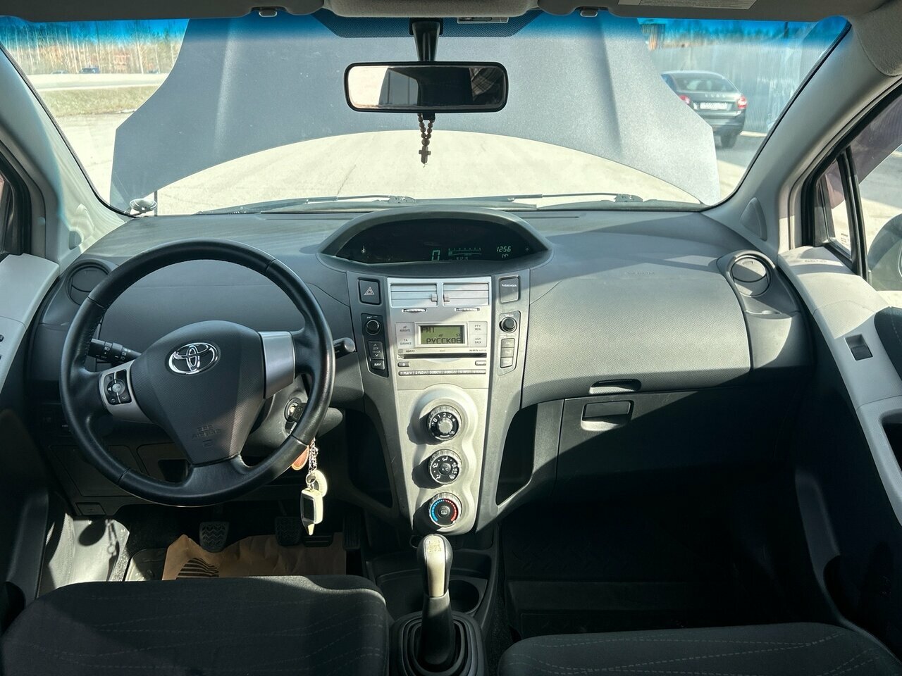 Toyota Yaris, II 2008