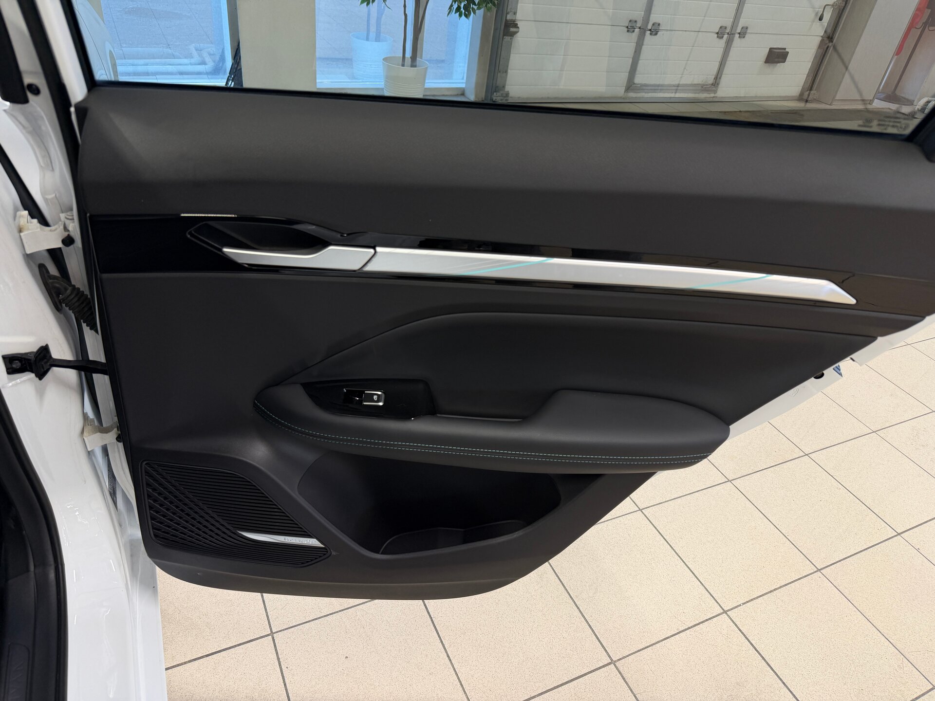 Livan S6 Pro, I 2024 Livan S6 Pro, I 2024