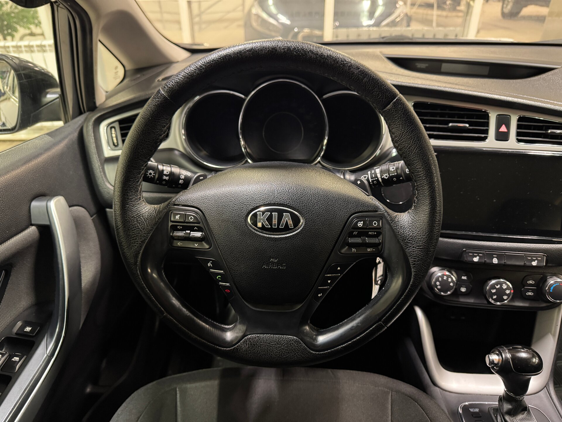 Kia Ceed, II 2014