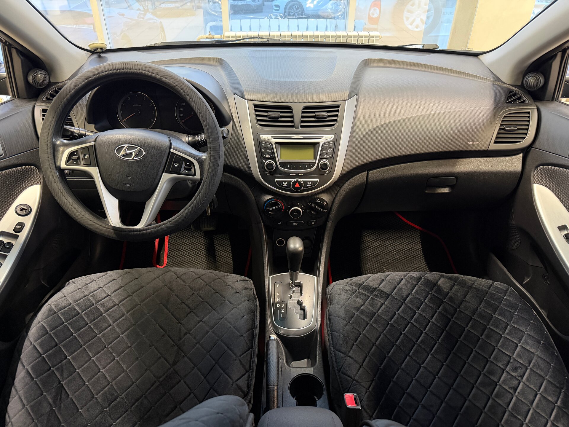 Hyundai Solaris, I 2011