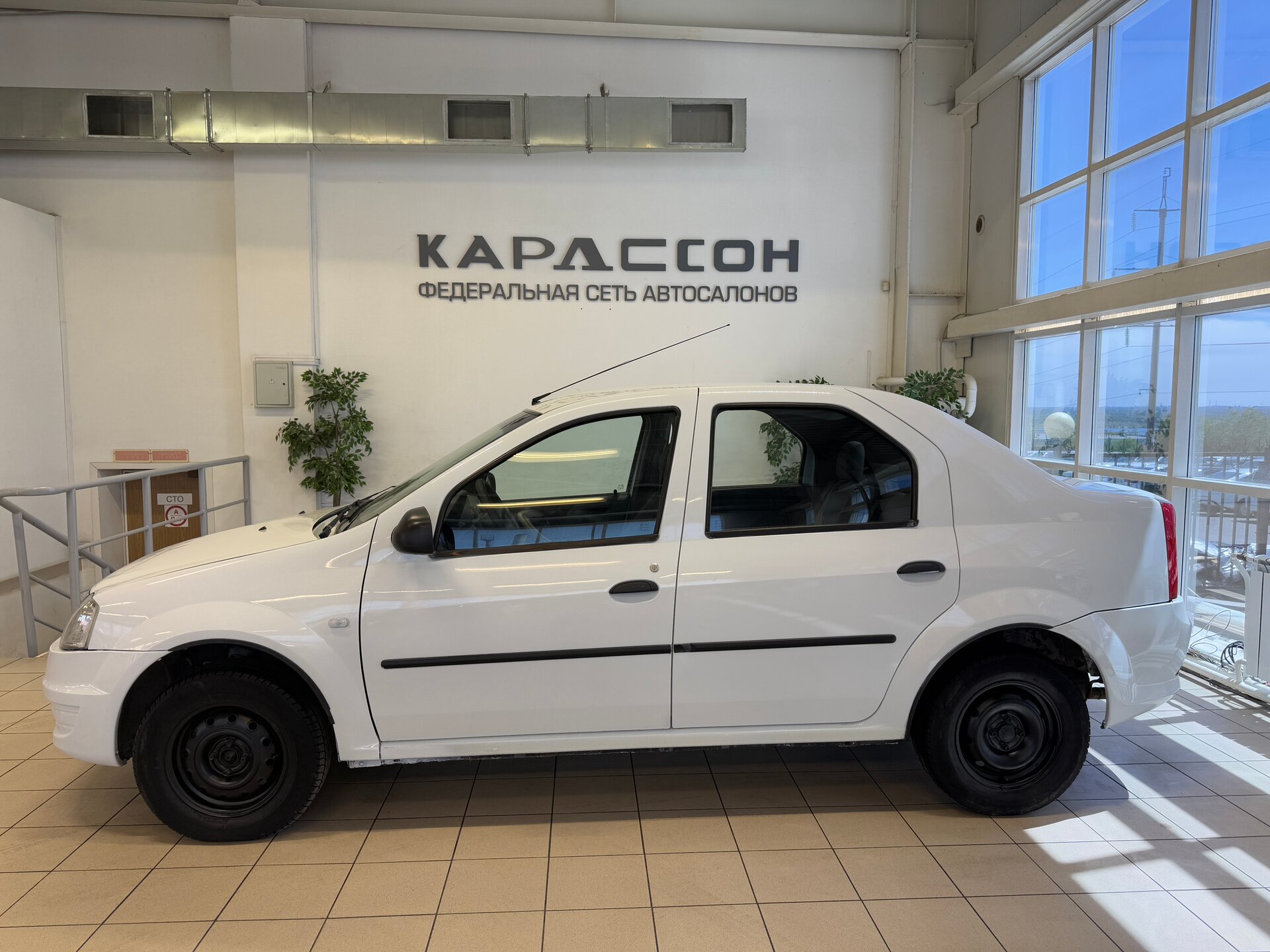 Renault Logan, I Рестайлинг 2011