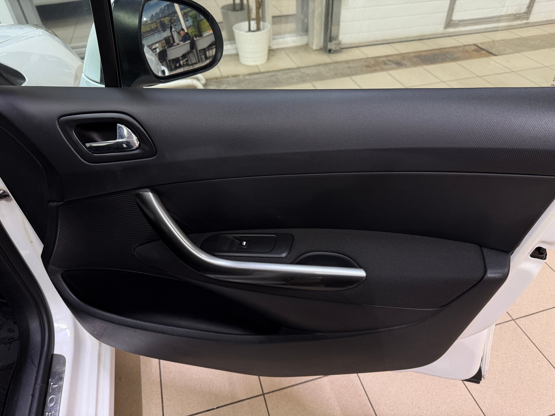 Peugeot 308, I Рестайлинг 2011