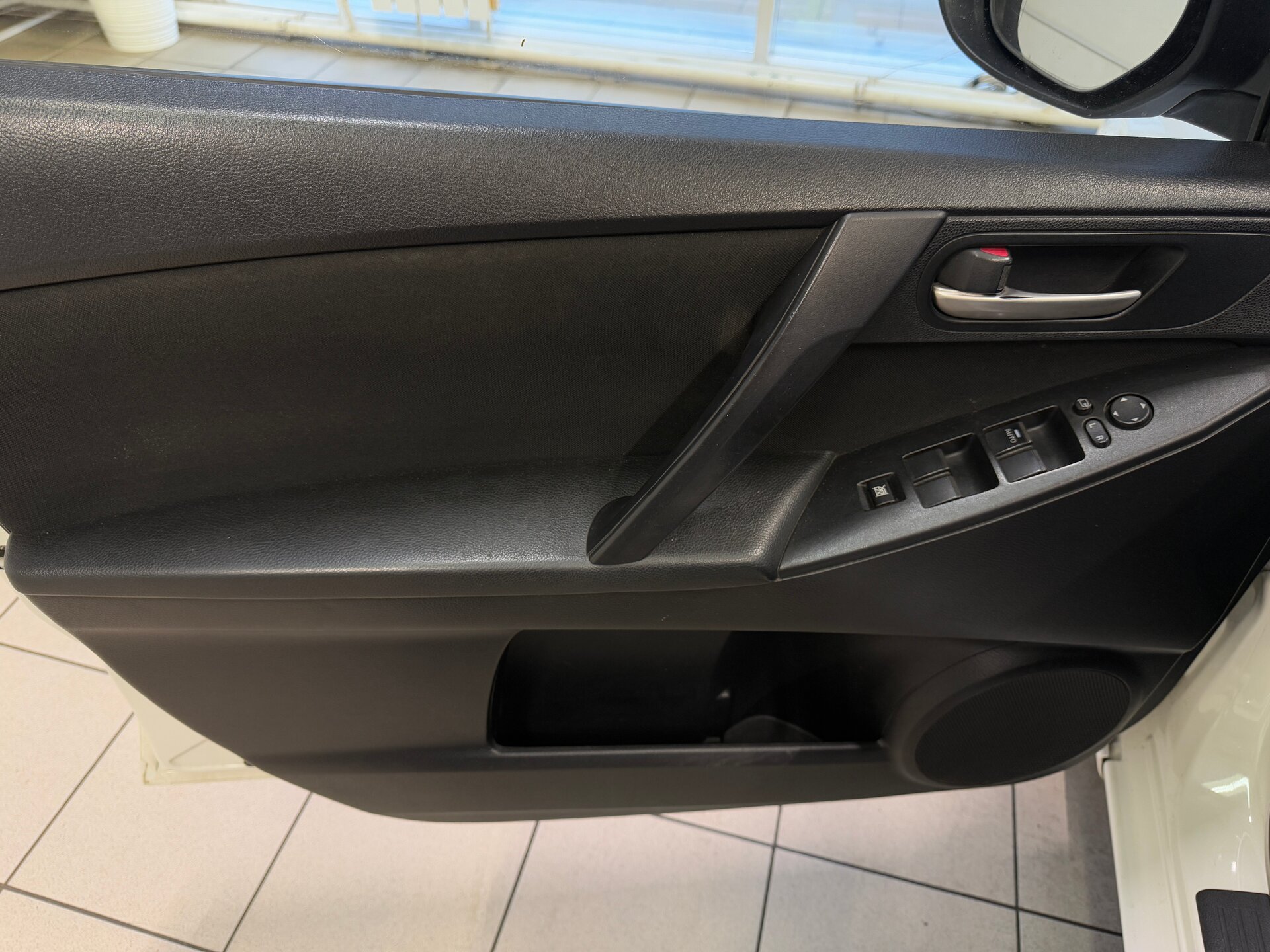 Mazda 3, II (BL) Рестайлинг 2011