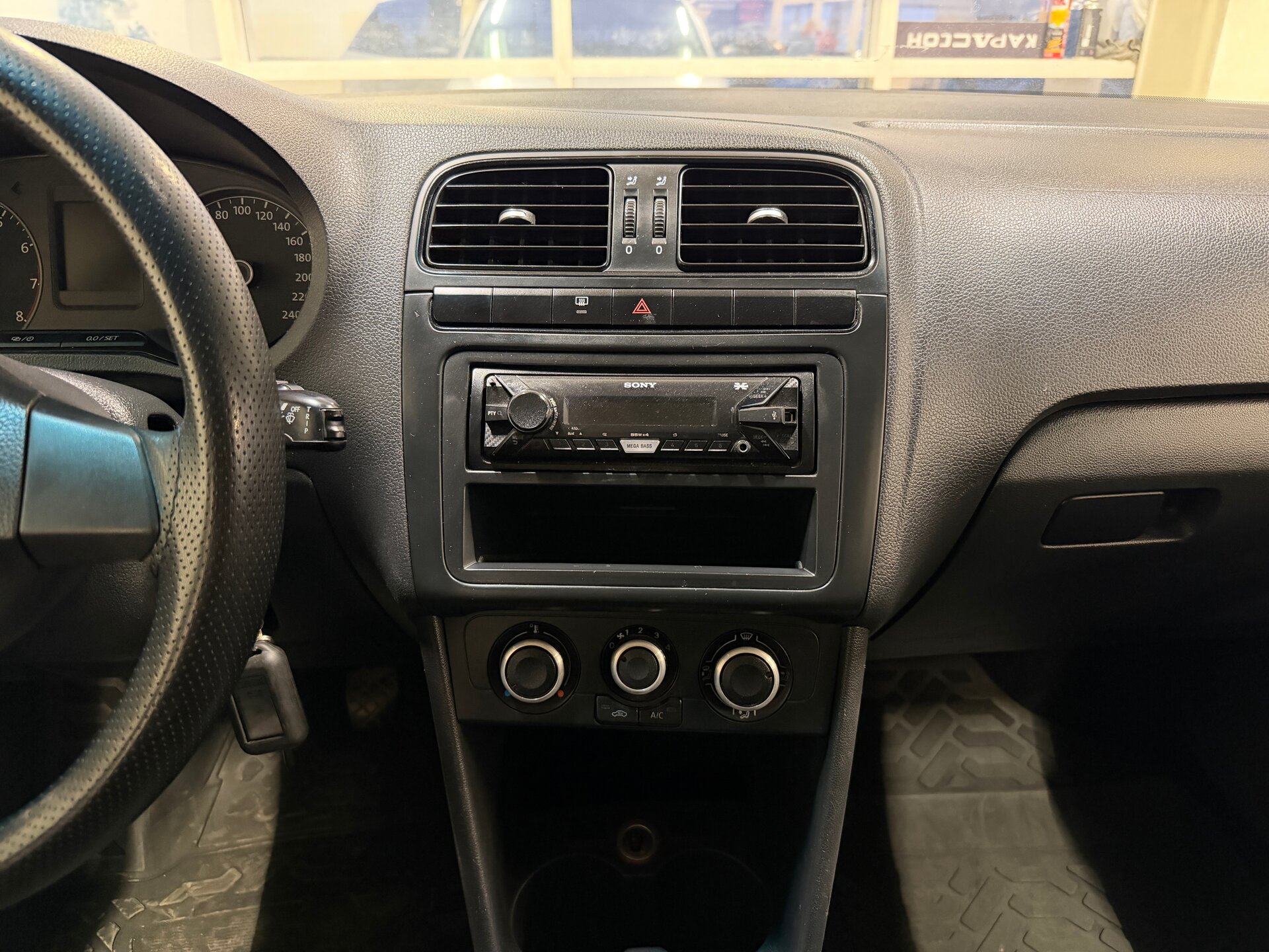 Volkswagen Polo, V 2015