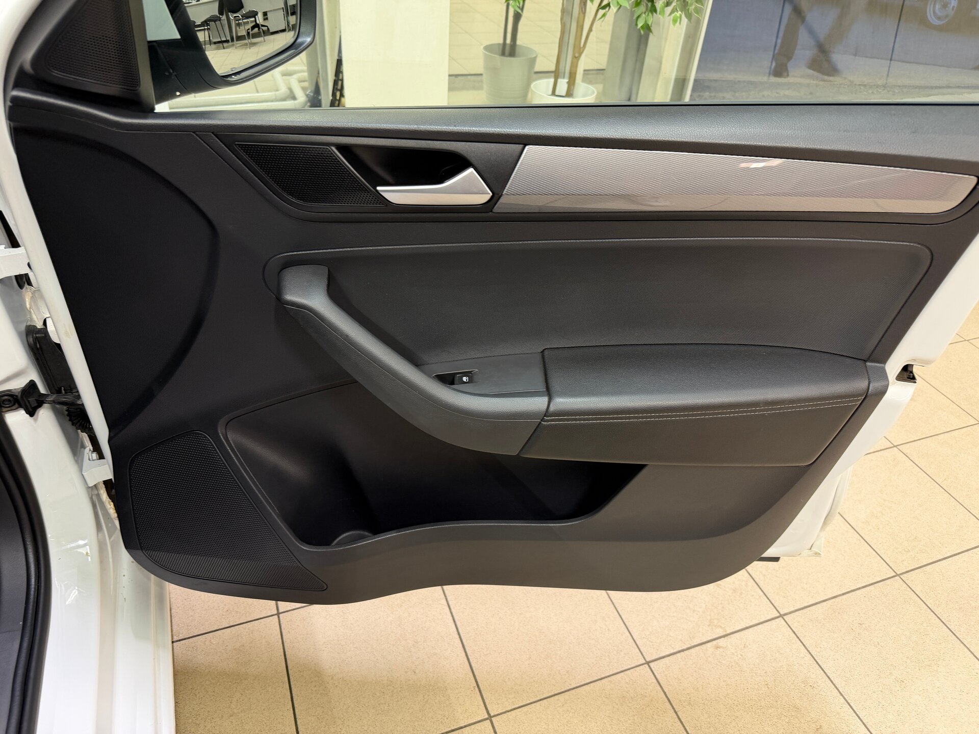 Volkswagen Polo, VI 2021