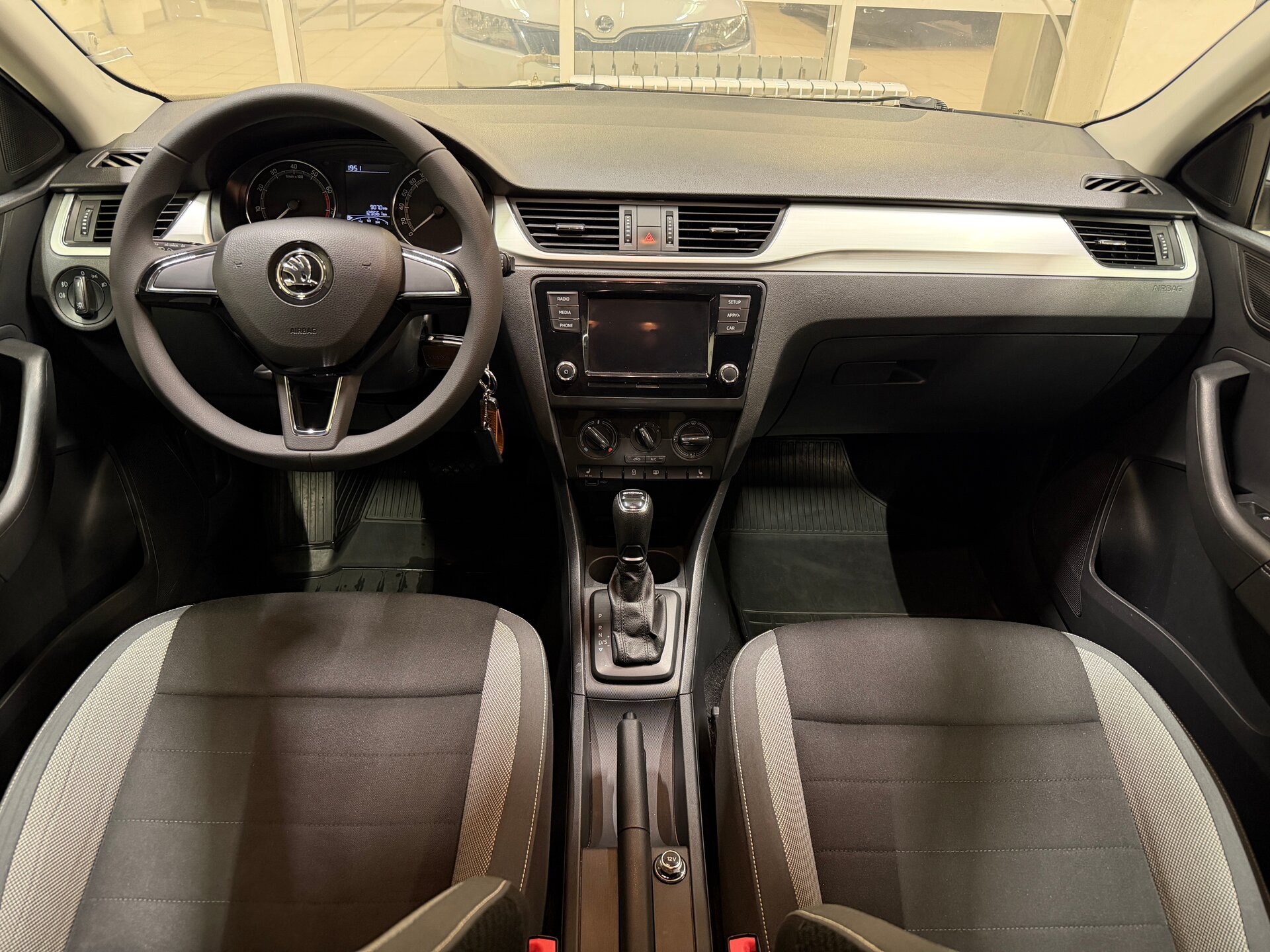Skoda Rapid, I Рестайлинг 2019 Skoda Rapid, I Рестайлинг 2019