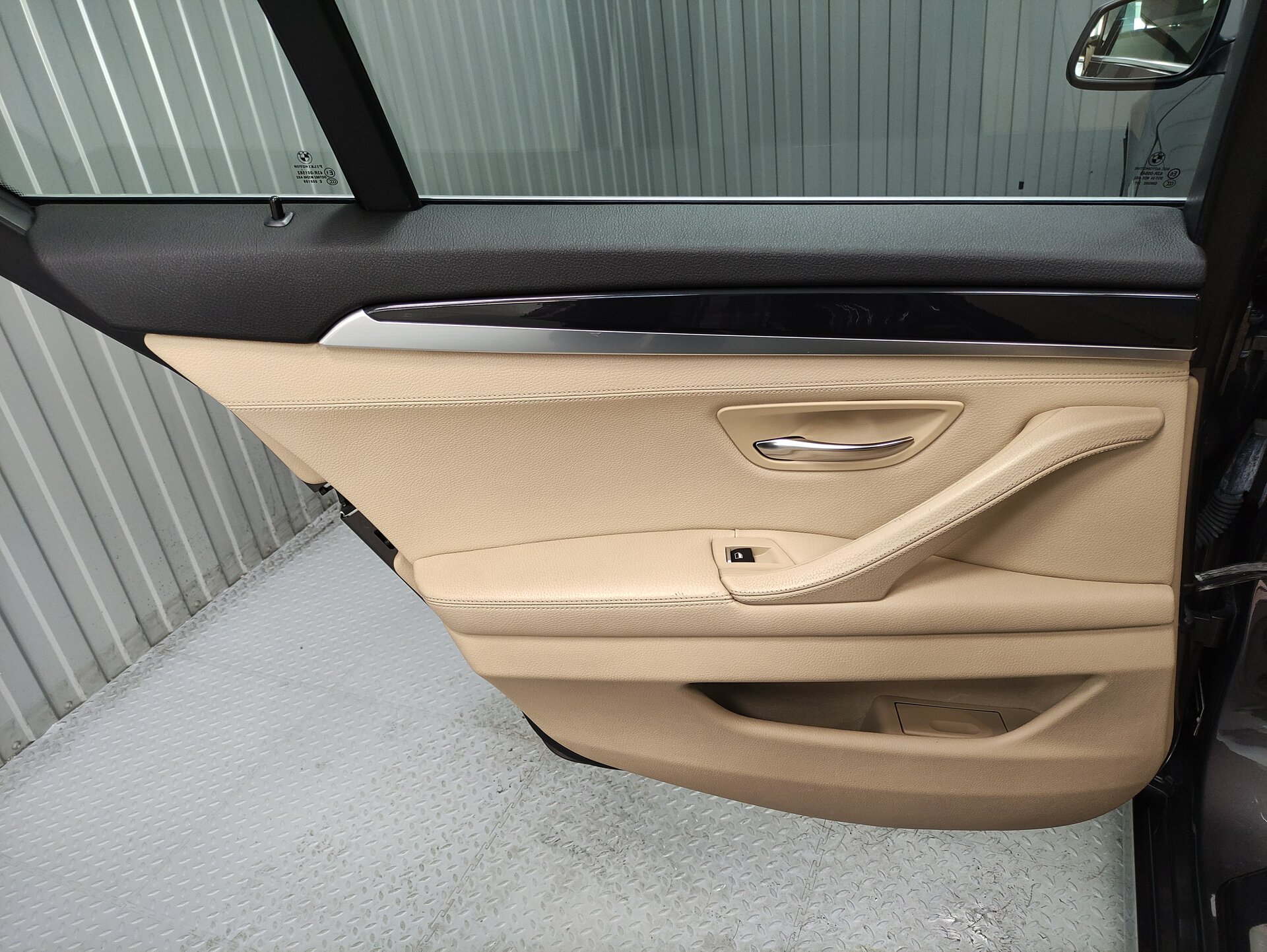 BMW 5 серии, VI (F10/F11/F07) 2012 BMW 5 серии, VI (F10/F11/F07) 2012