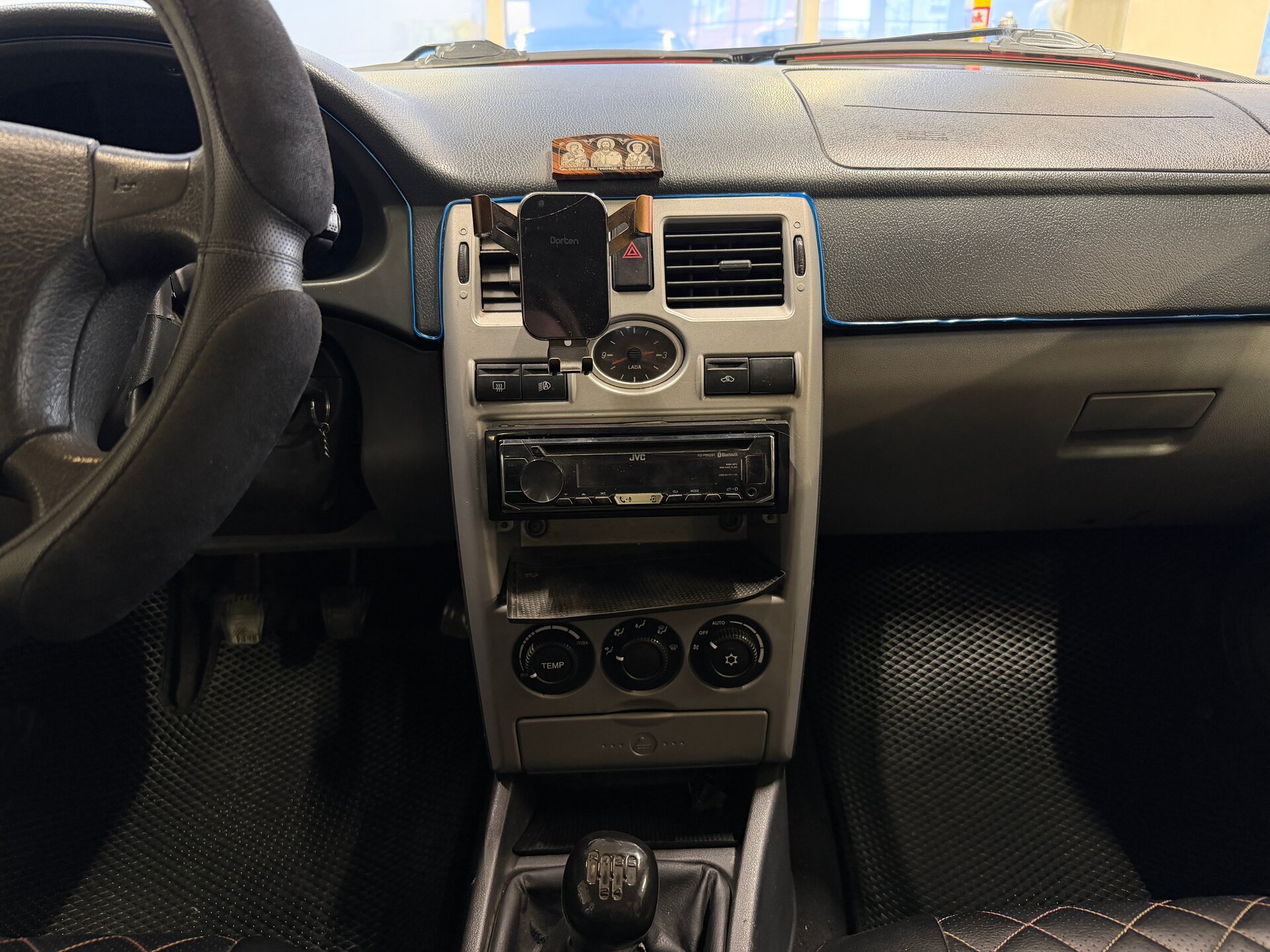 Lada (ВАЗ) Priora, I 2010