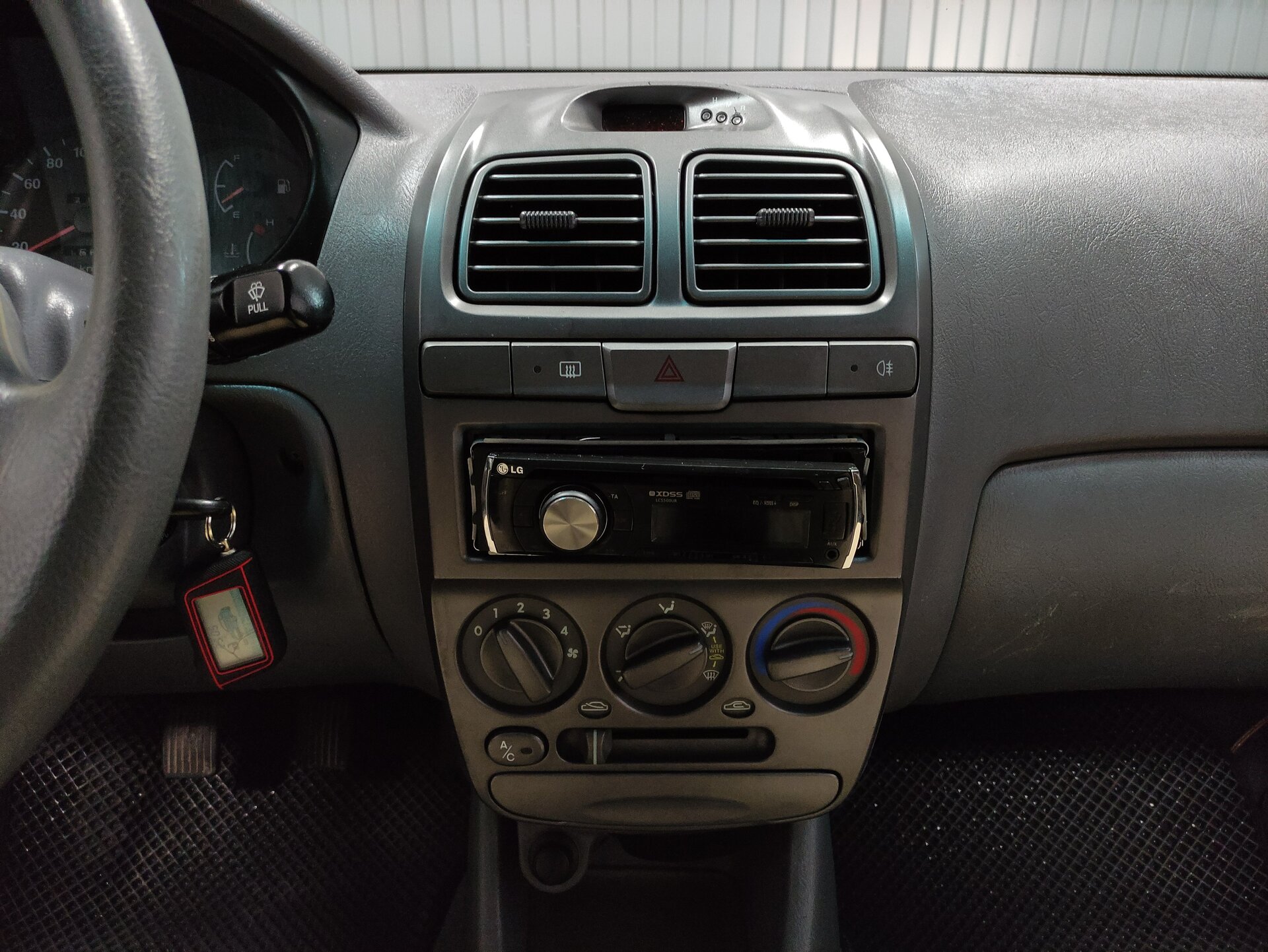 Hyundai Accent, II 2011