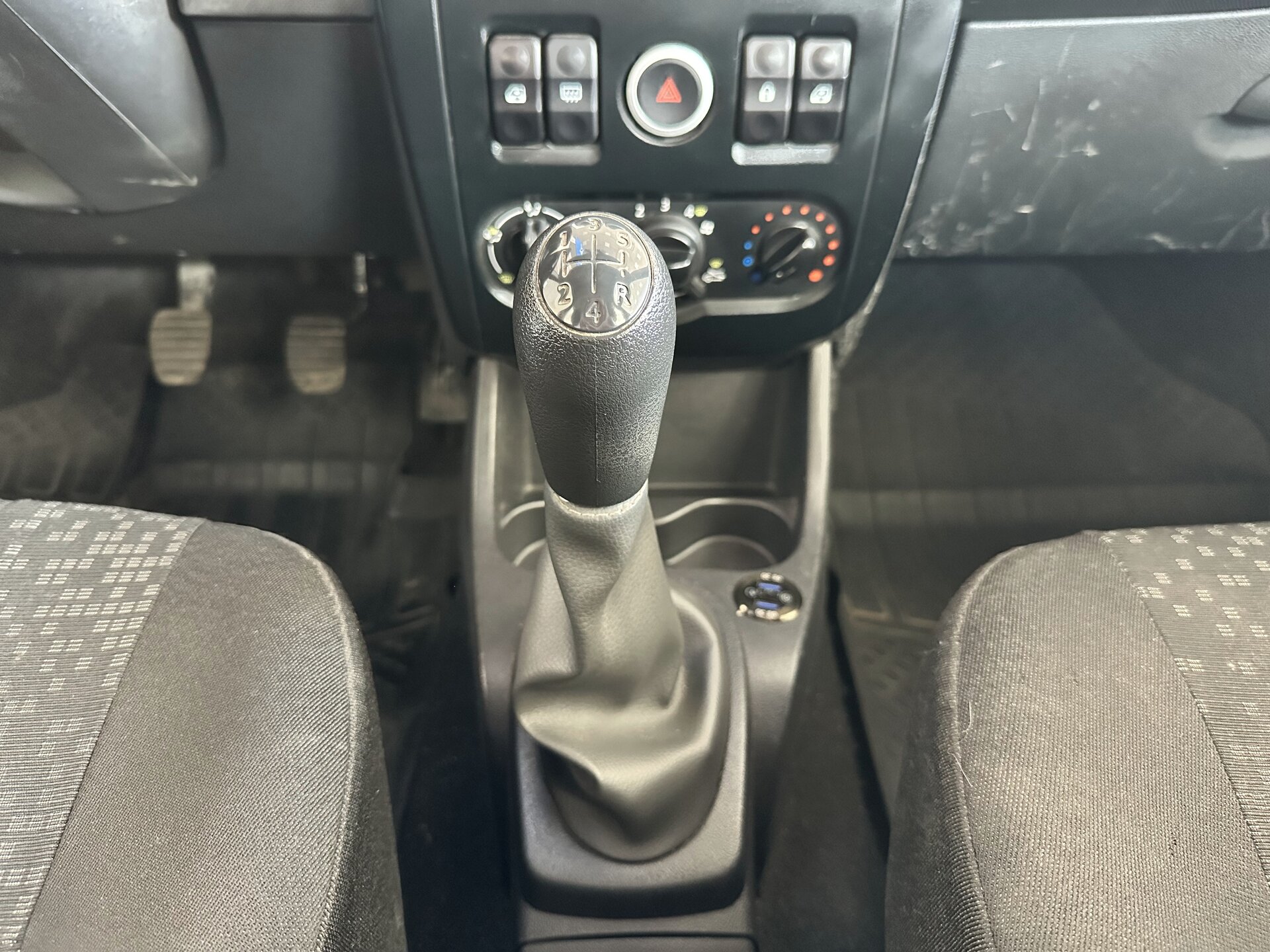 Lada (ВАЗ) Largus, I 2021