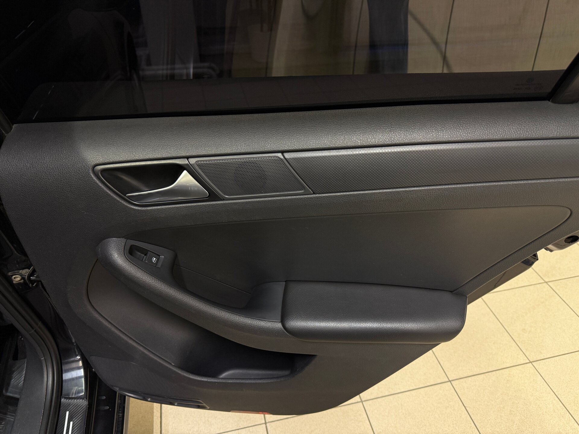 Volkswagen Jetta, VI 2015