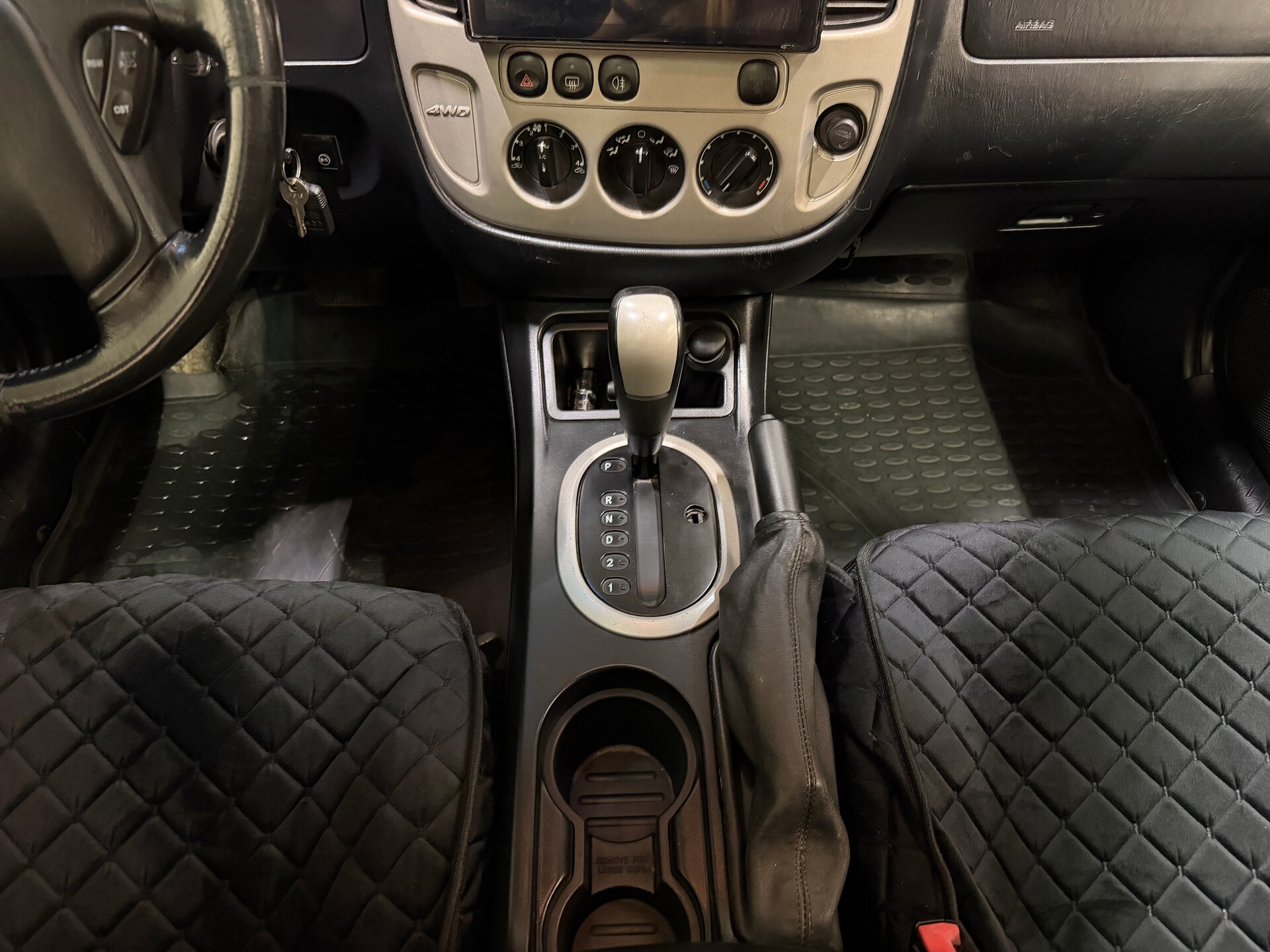 Ford Maverick, III 2005