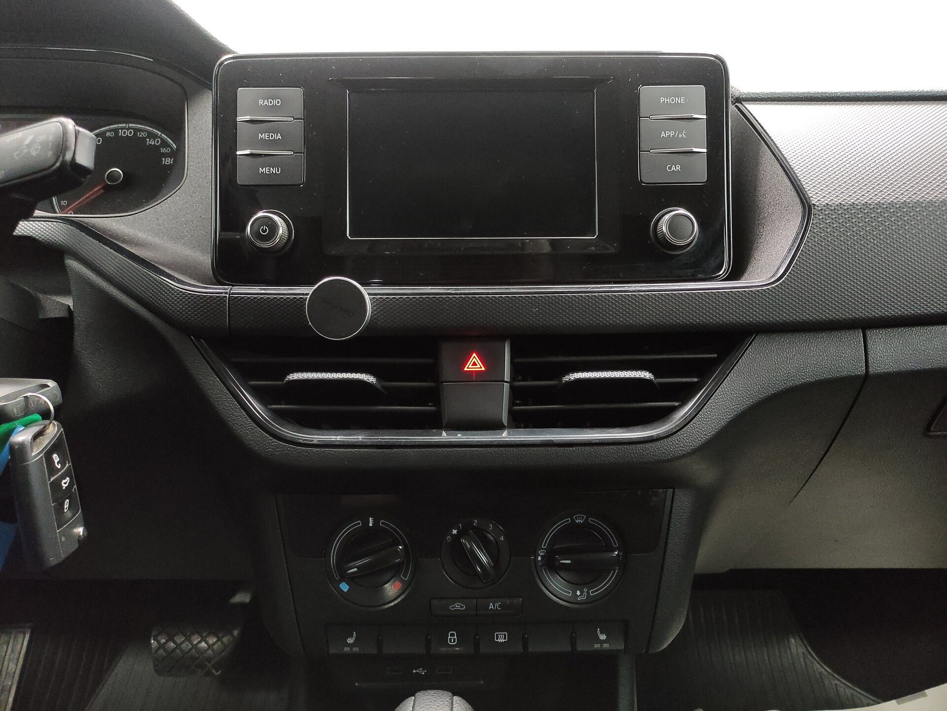 Volkswagen Polo, VI 2020