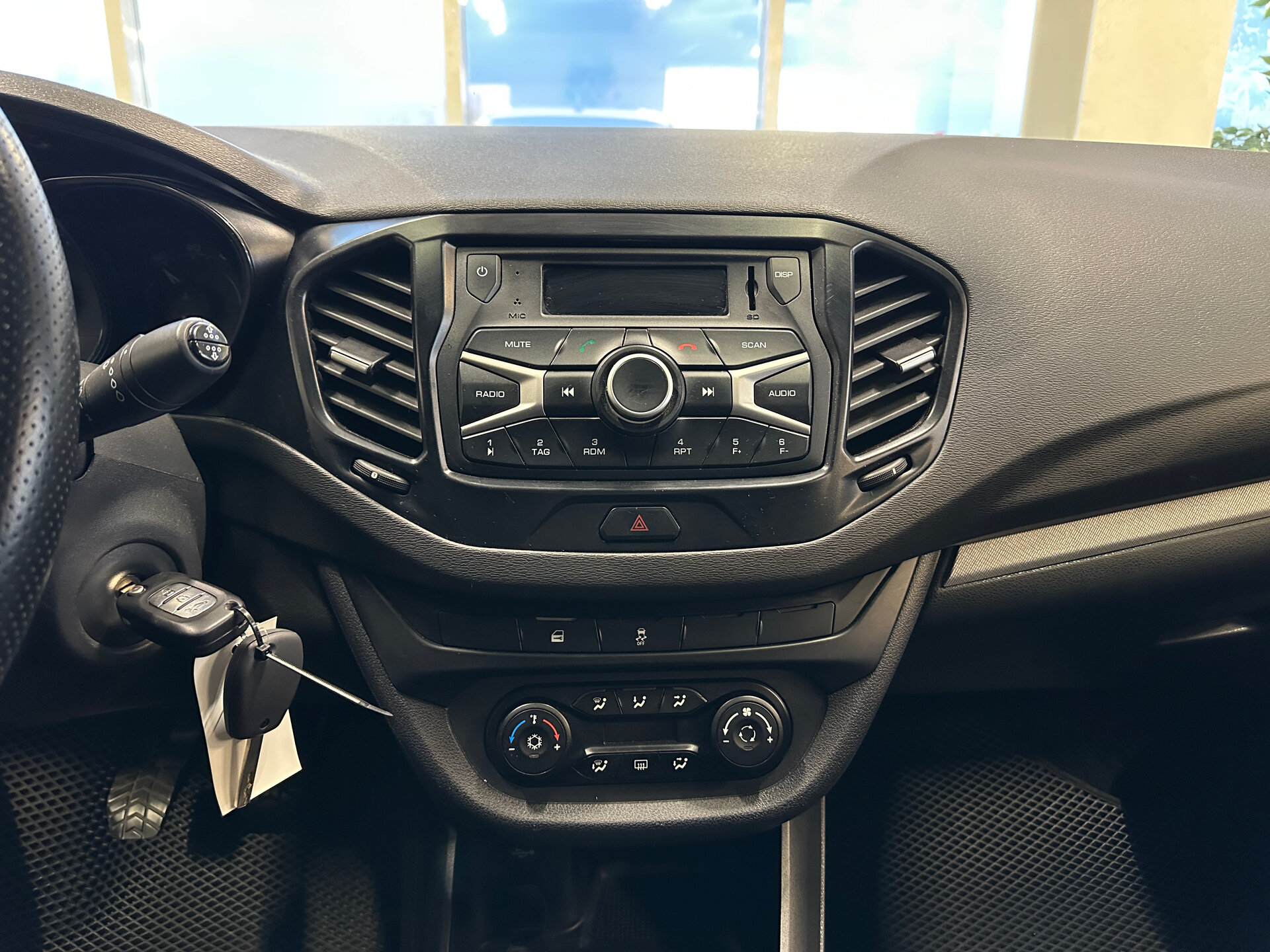 Lada (ВАЗ) Vesta, I 2017 Lada (ВАЗ) Vesta, I 2017