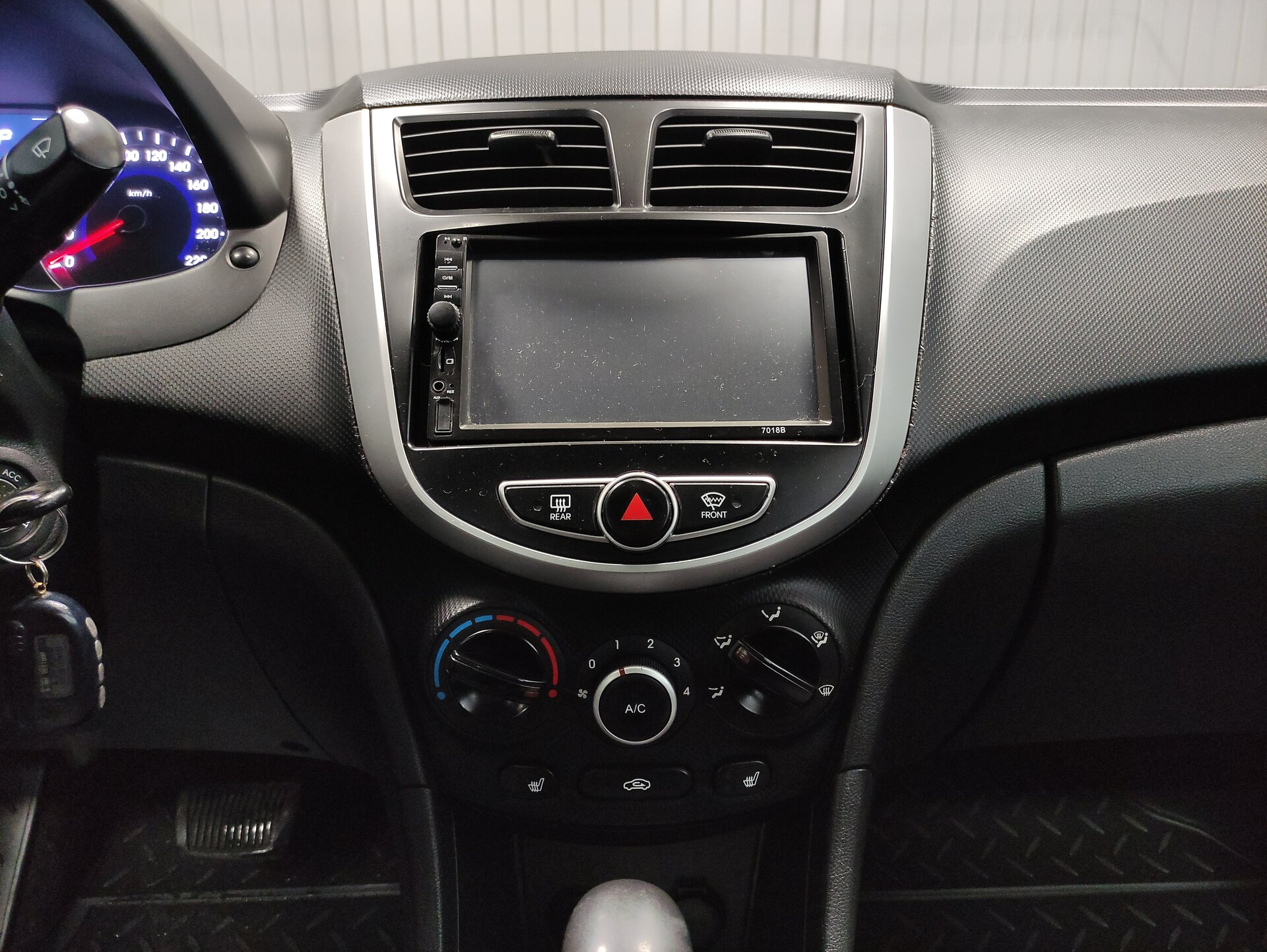 Hyundai Solaris, I 2011 Hyundai Solaris, I 2011