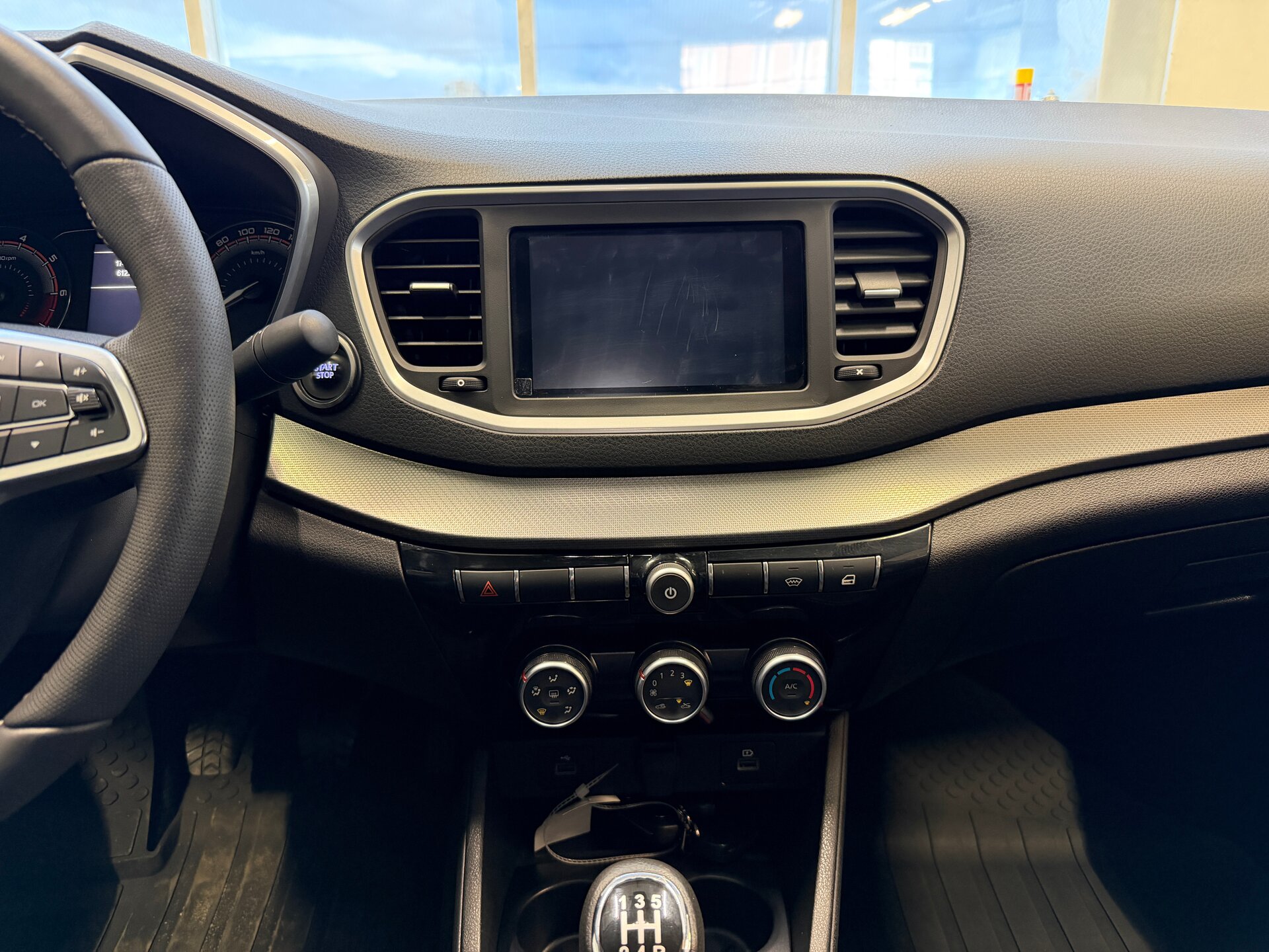 Lada (ВАЗ) Vesta, I Рестайлинг (NG) 2024