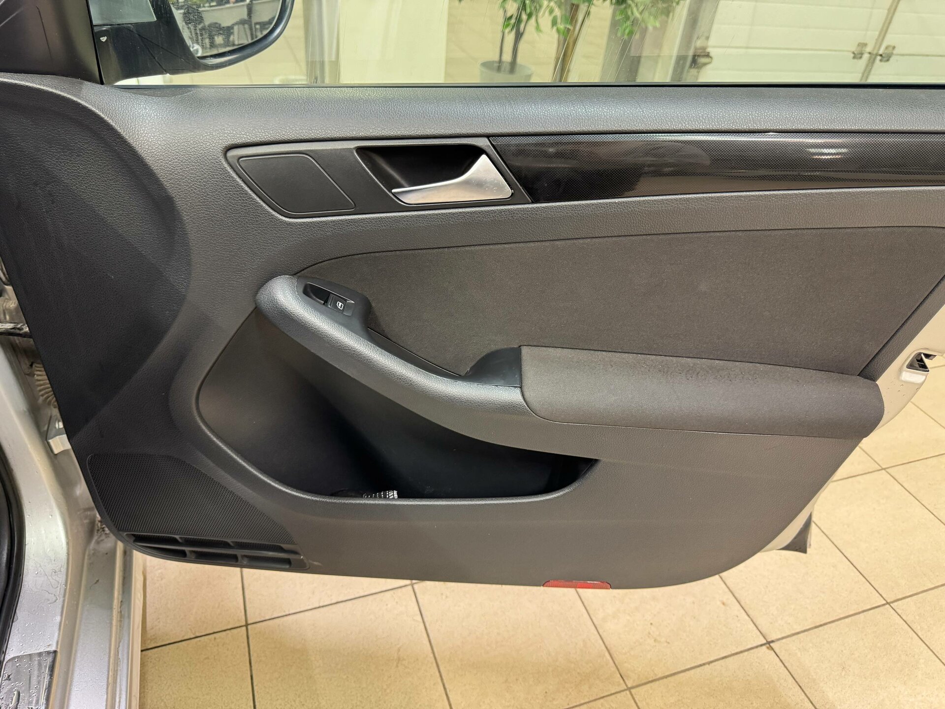 Volkswagen Jetta, VI 2011