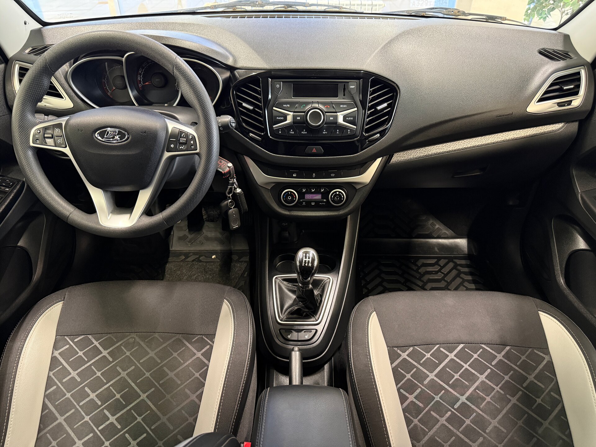 Lada (ВАЗ) Vesta, I 2018 Lada (ВАЗ) Vesta, I 2018
