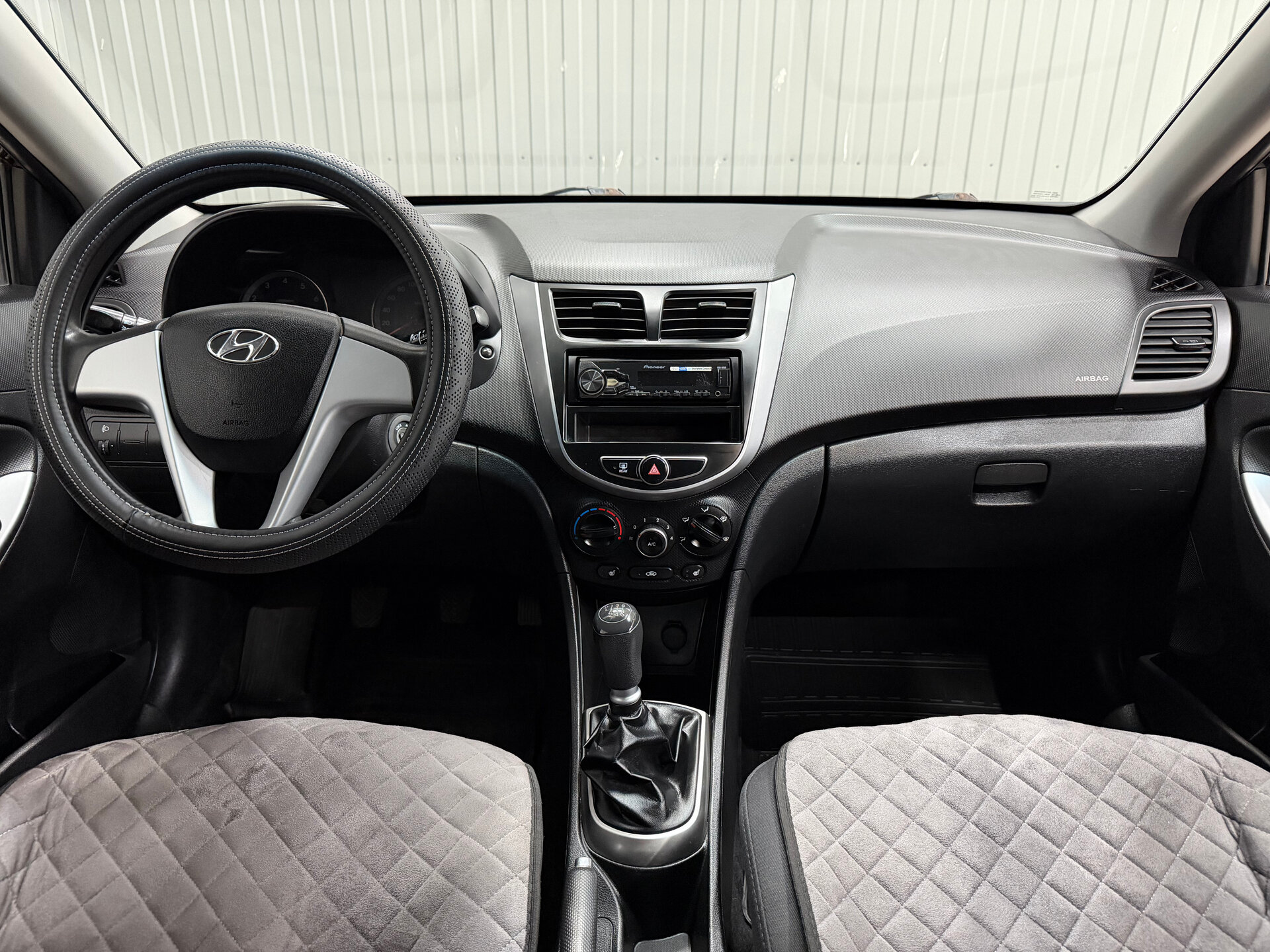 Hyundai Solaris, I Рестайлинг 2015