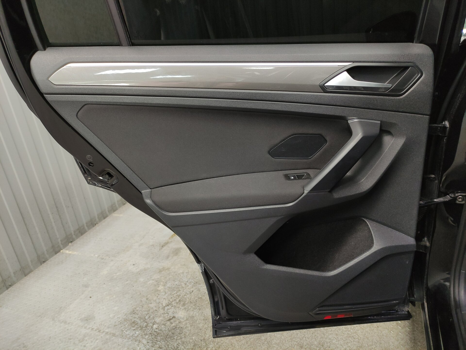 Volkswagen Tiguan, II 2018