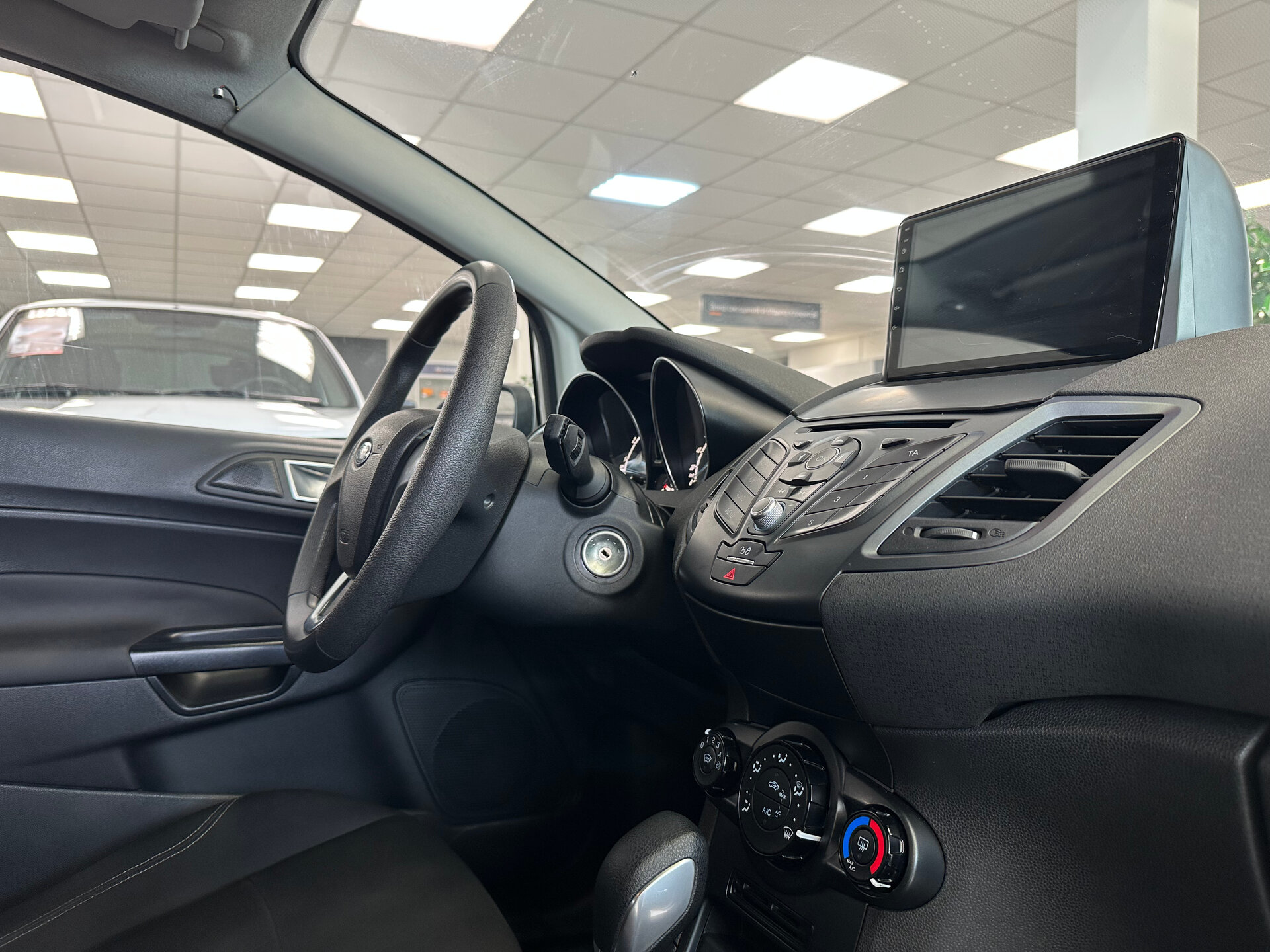 Ford Fiesta, Mk6 Рестайлинг 2016