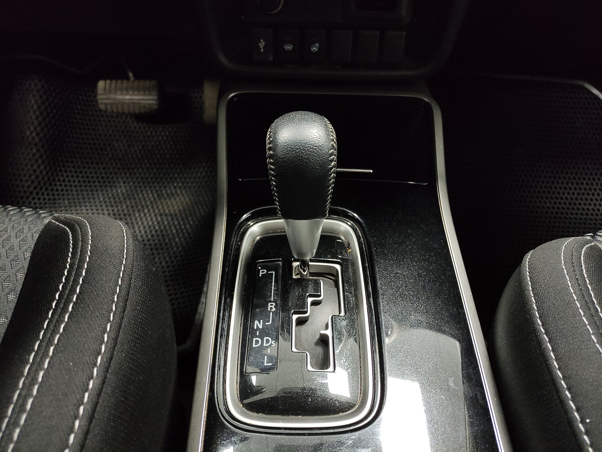 Mitsubishi Outlander, III Рестайлинг 3 2021