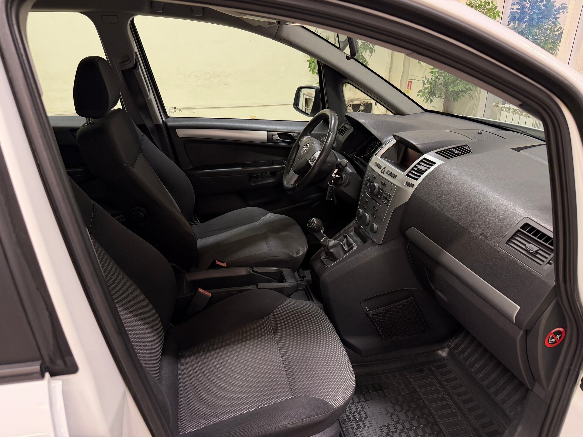 Opel Zafira, B Рестайлинг 2012