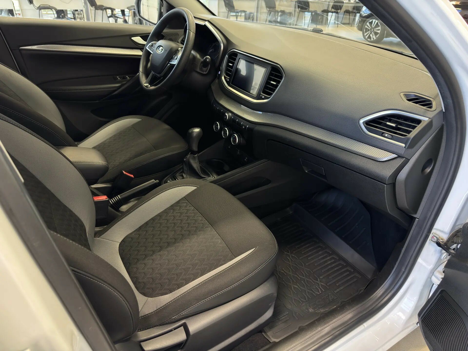 Lada (ВАЗ) Vesta, I Рестайлинг (NG) 2023