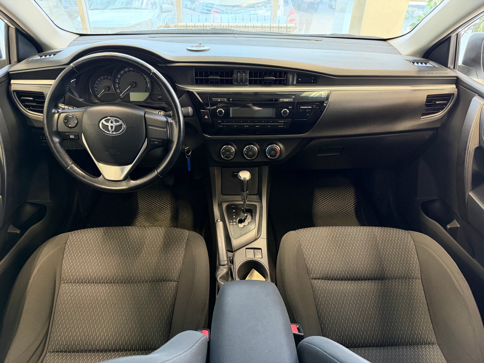Toyota Corolla, XI (E160, E170, E180) 2015