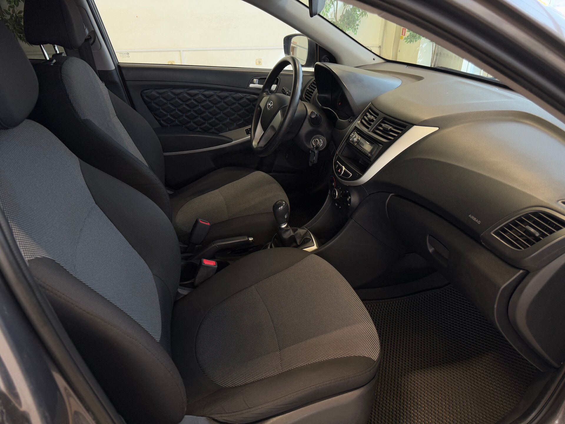 Hyundai Solaris, I 2013 Hyundai Solaris, I 2013