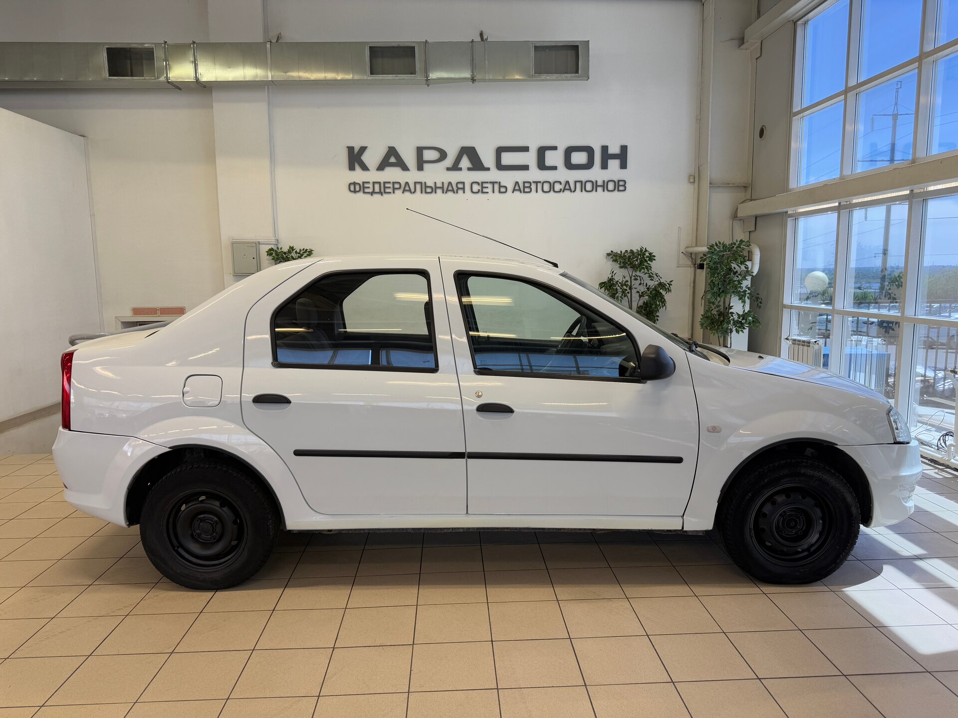 Renault Logan, I Рестайлинг 2011
