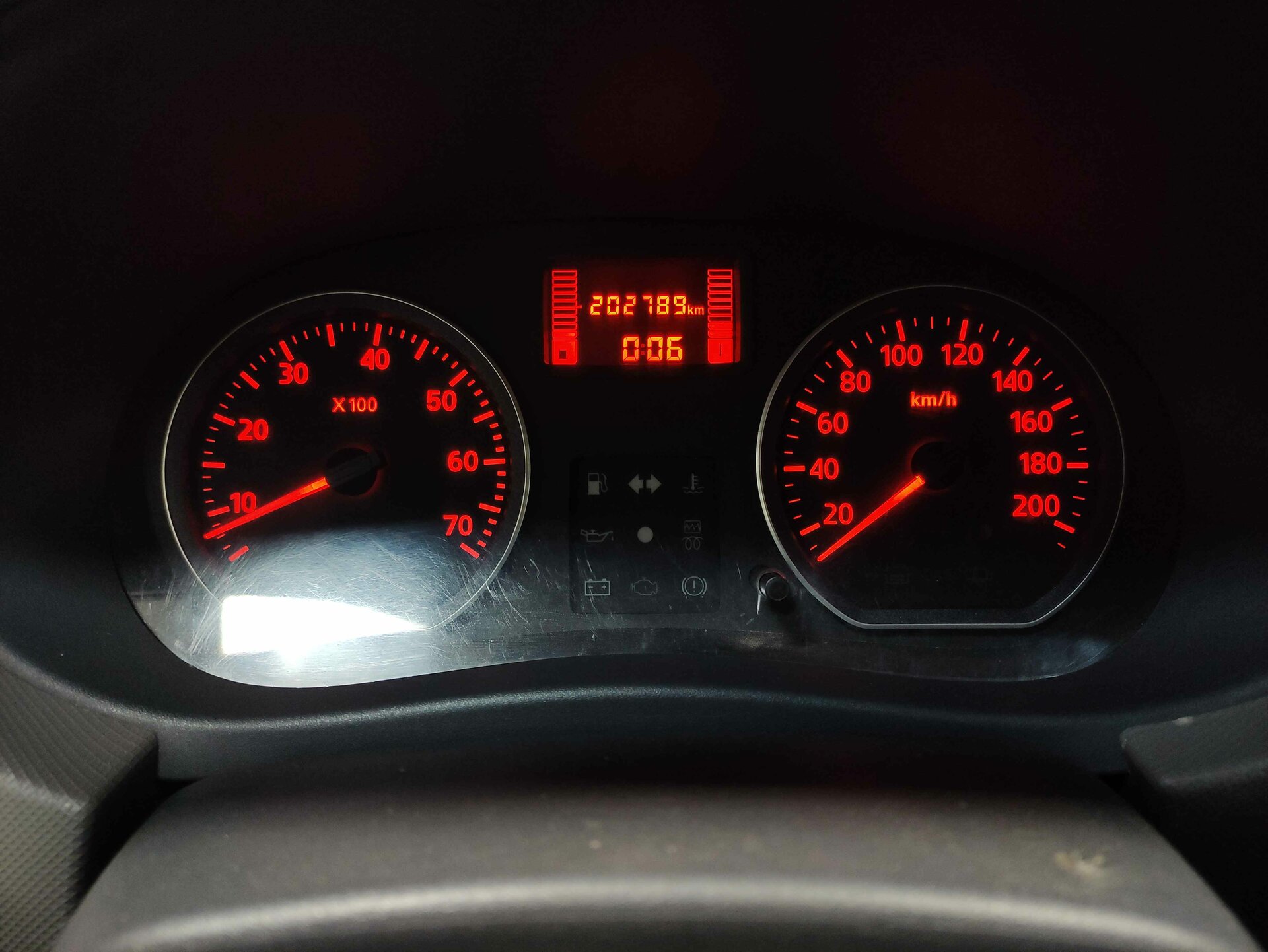 Renault Logan, I Рестайлинг 2011