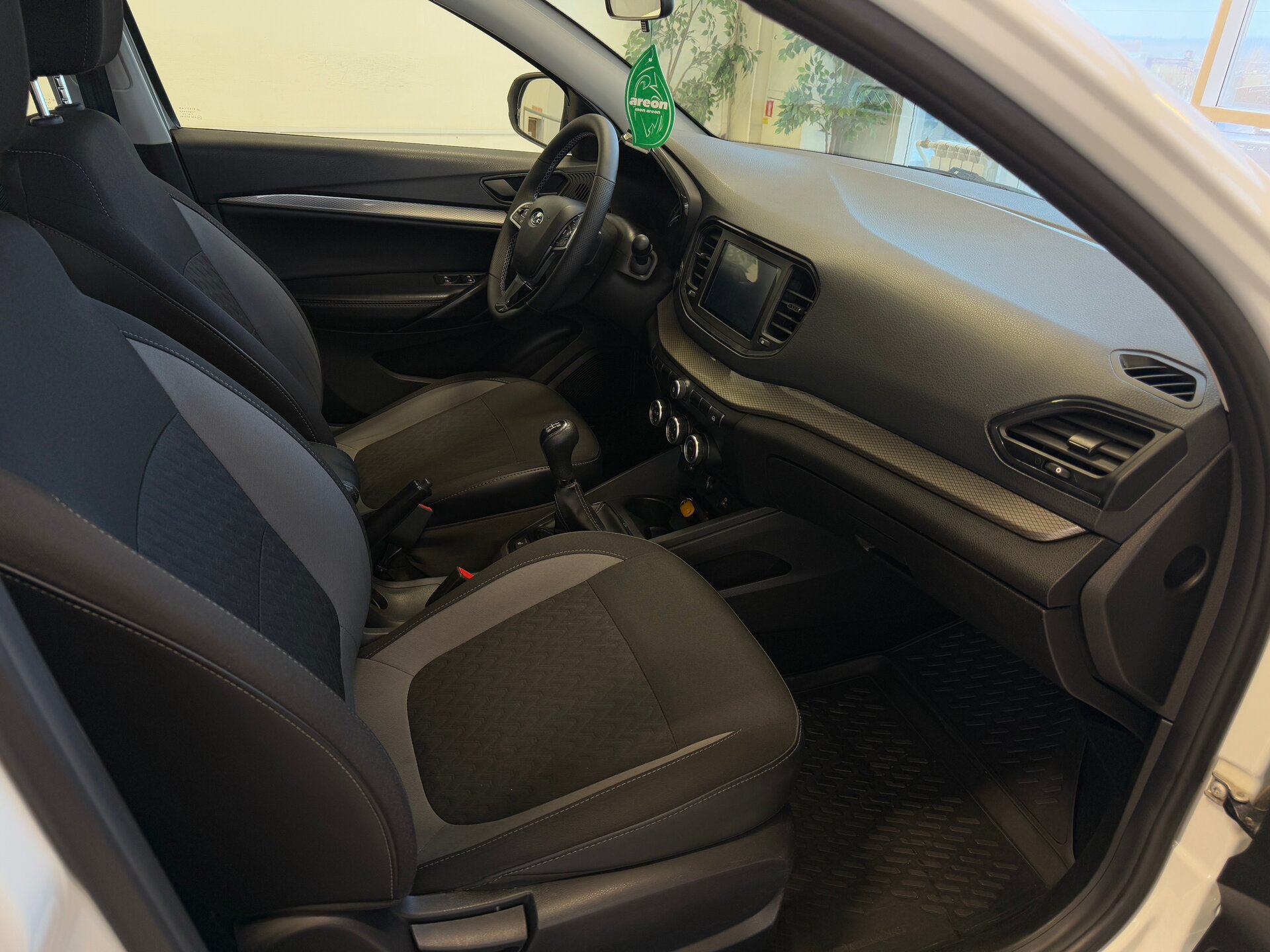 Lada (ВАЗ) Vesta, I Рестайлинг (NG) 2023 Lada (ВАЗ) Vesta, I Рестайлинг (NG) 2023