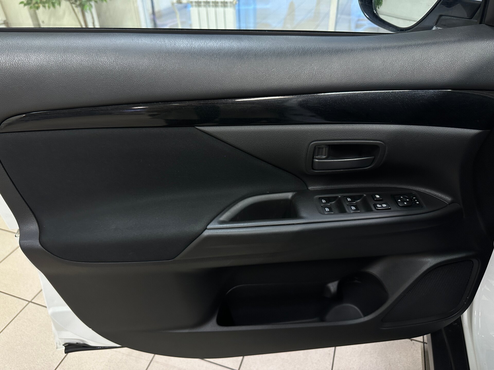 Mitsubishi Outlander, III Рестайлинг 2 2018 Mitsubishi Outlander, III Рестайлинг 2 2018