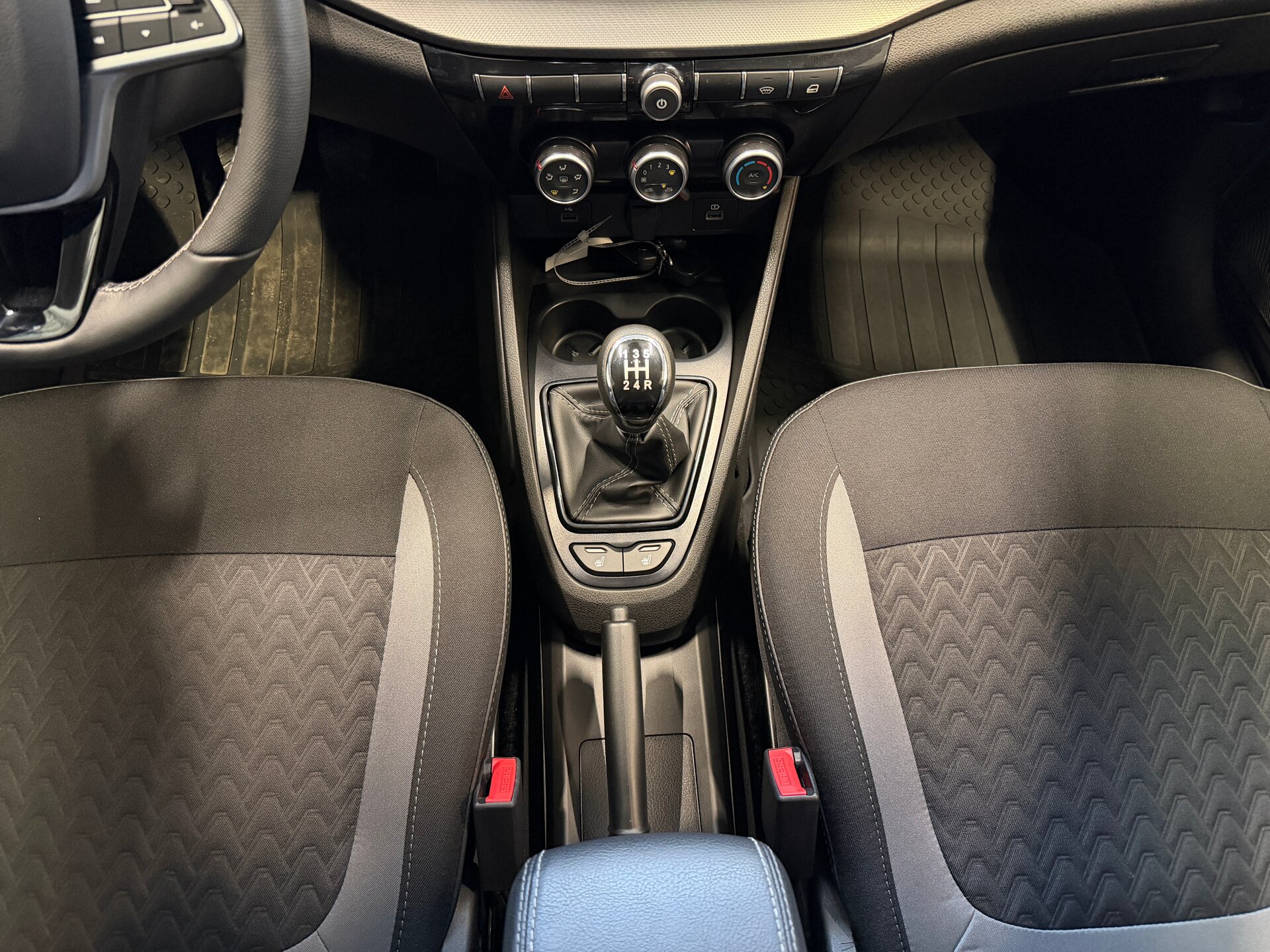 Lada (ВАЗ) Vesta, I Рестайлинг (NG) 2024