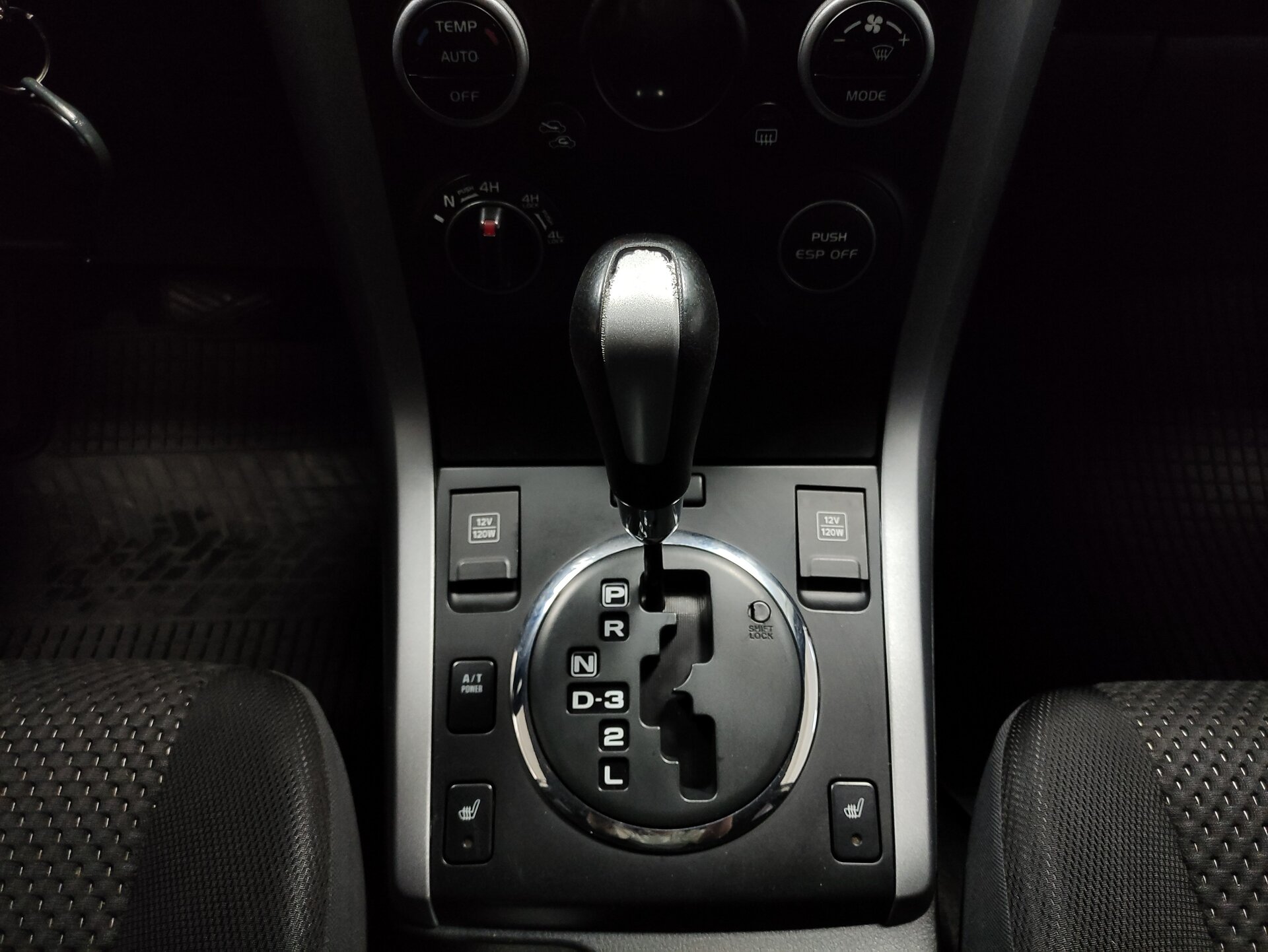 Suzuki Grand Vitara, II Рестайлинг 2011 Suzuki Grand Vitara, II Рестайлинг 2011