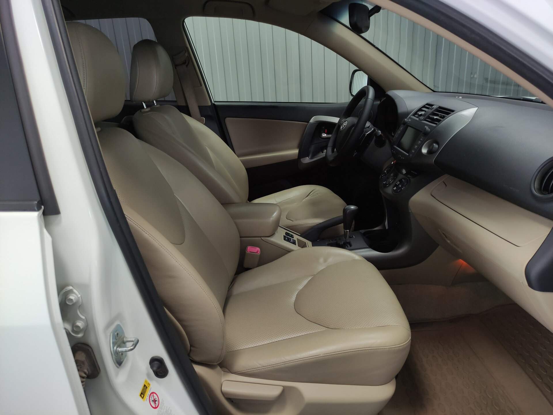 Toyota RAV4, III (XA30) Рестайлинг 2010 Toyota RAV4, III (XA30) Рестайлинг 2010