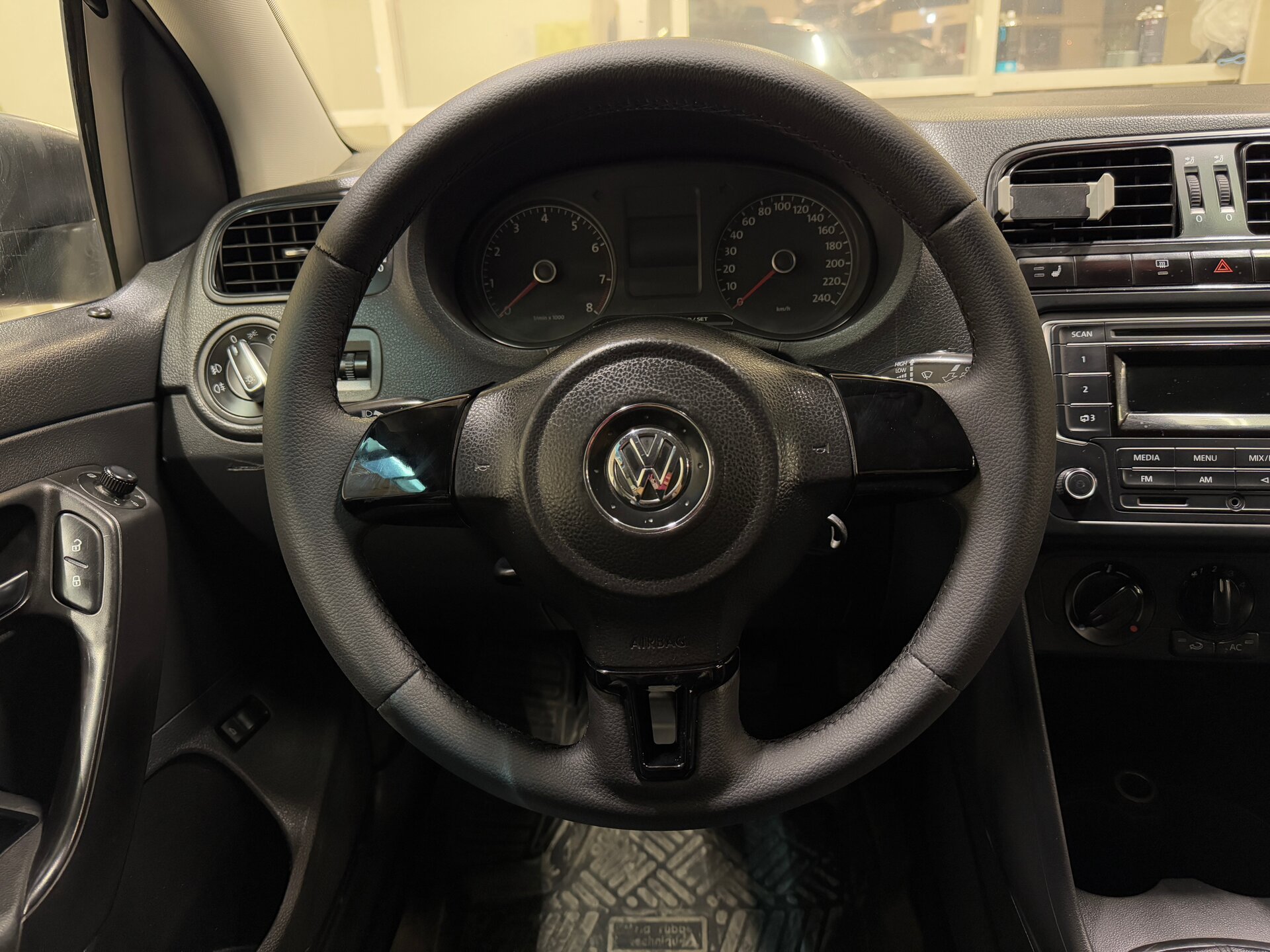 Volkswagen Polo, V 2012