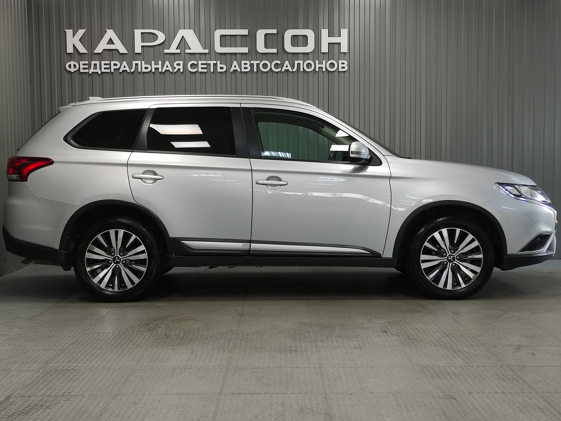 Mitsubishi Outlander, III Рестайлинг 3 2021