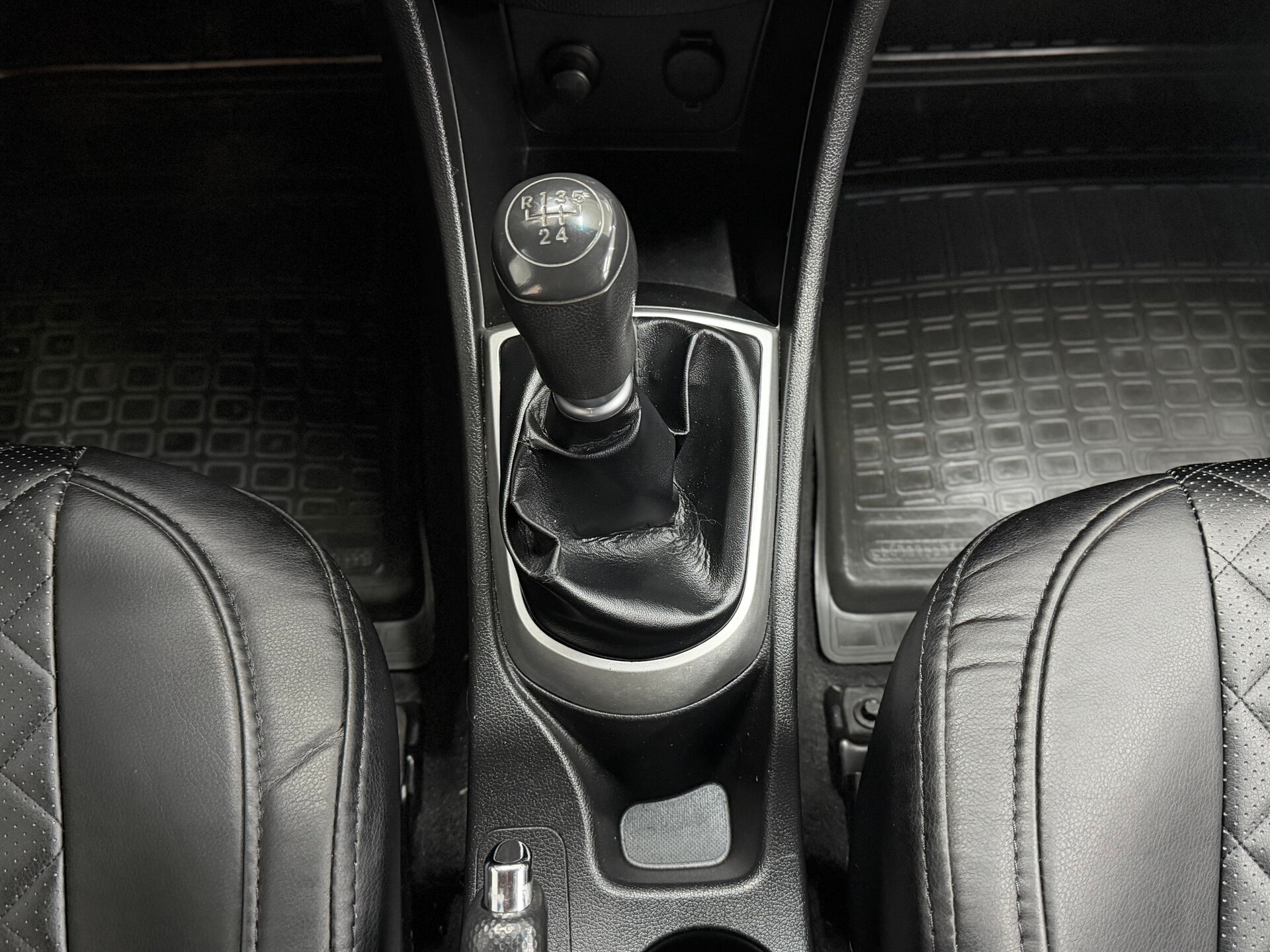 Hyundai Solaris, I 2014